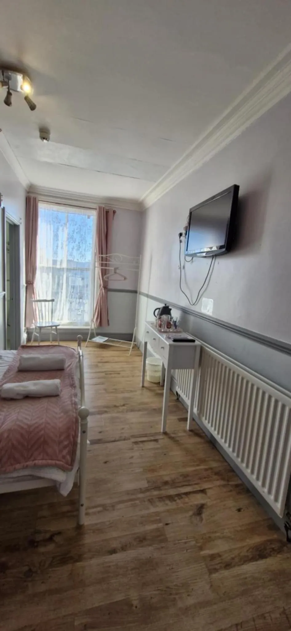 Bedroom, Bed in LilyRose Hotel