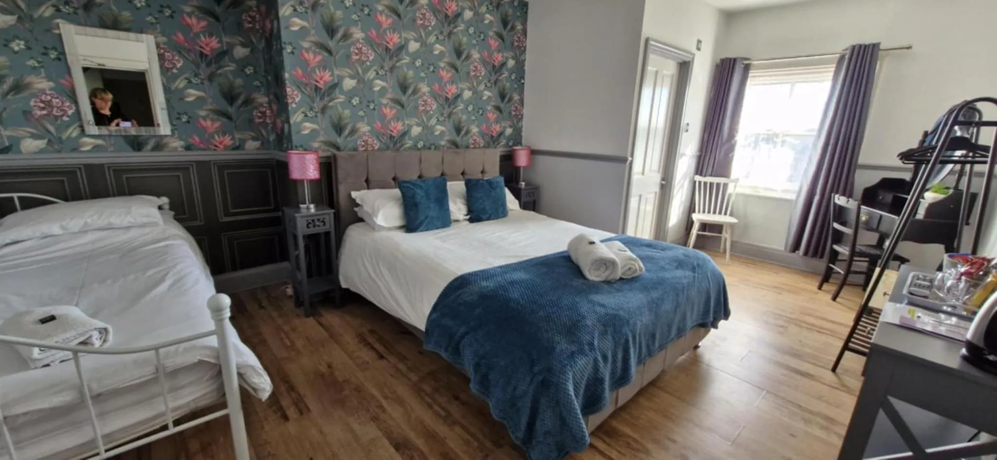 Bedroom, Bed in LilyRose Hotel