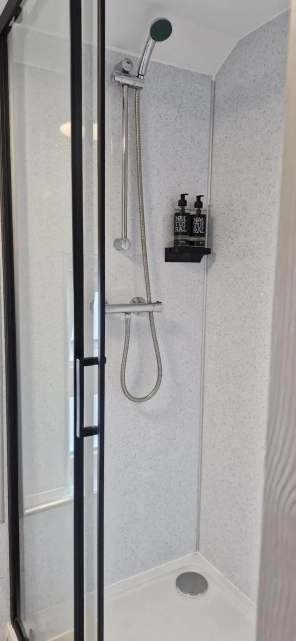 Shower in LilyRose Hotel