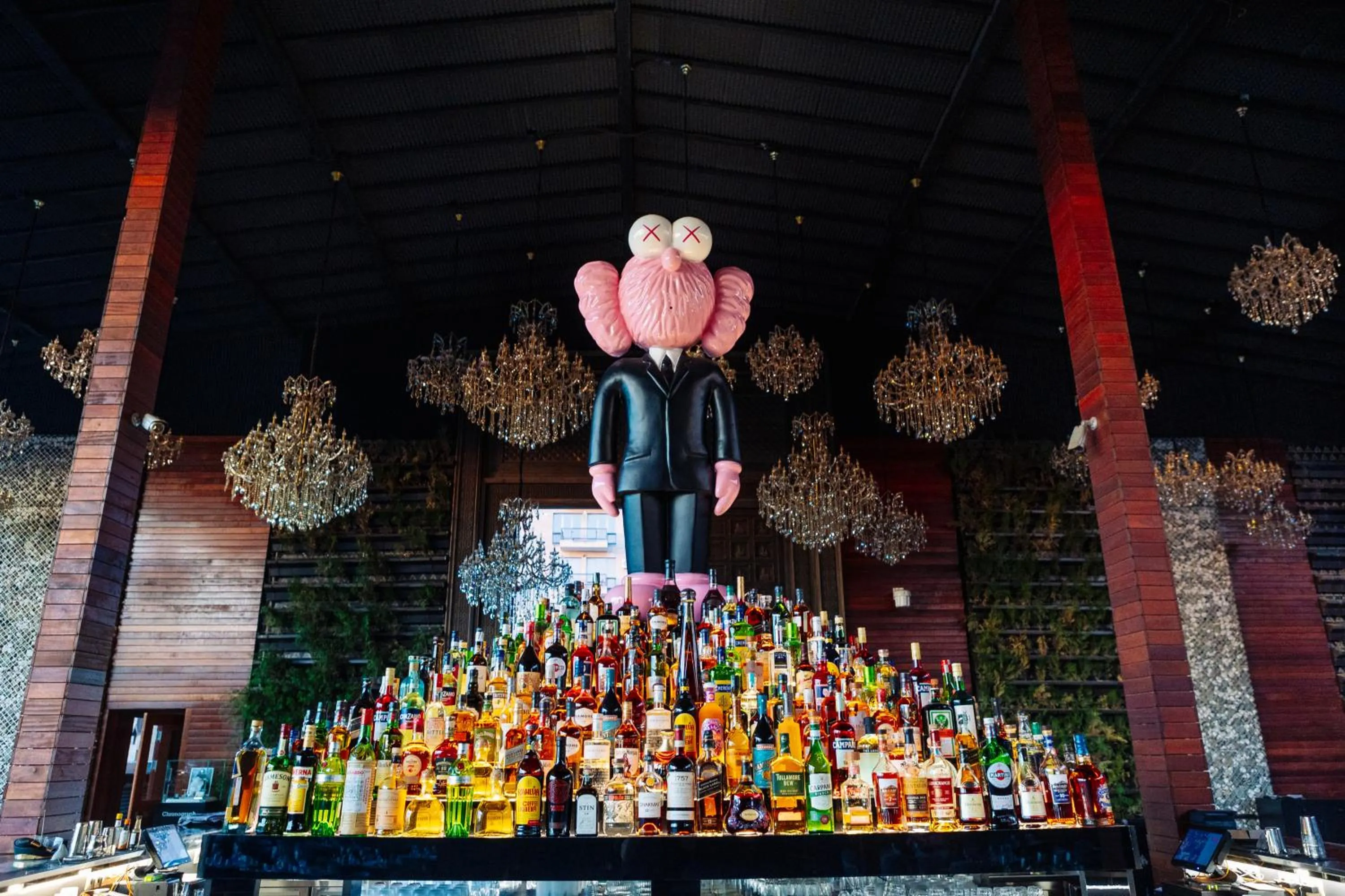 Restaurant/places to eat in Seven Visions Resort and Places, the Dvin