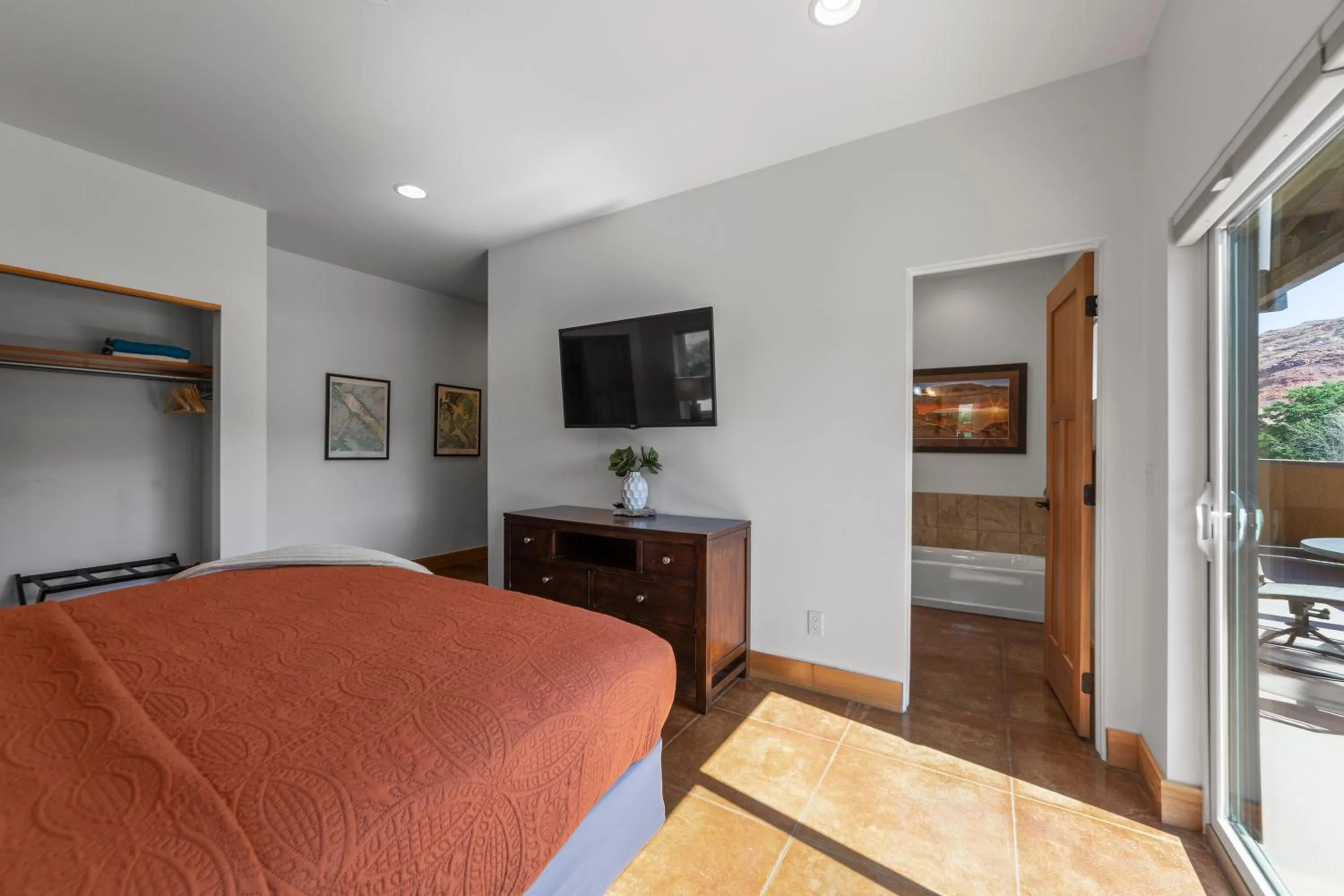 Bed in 57 Robber's Roost