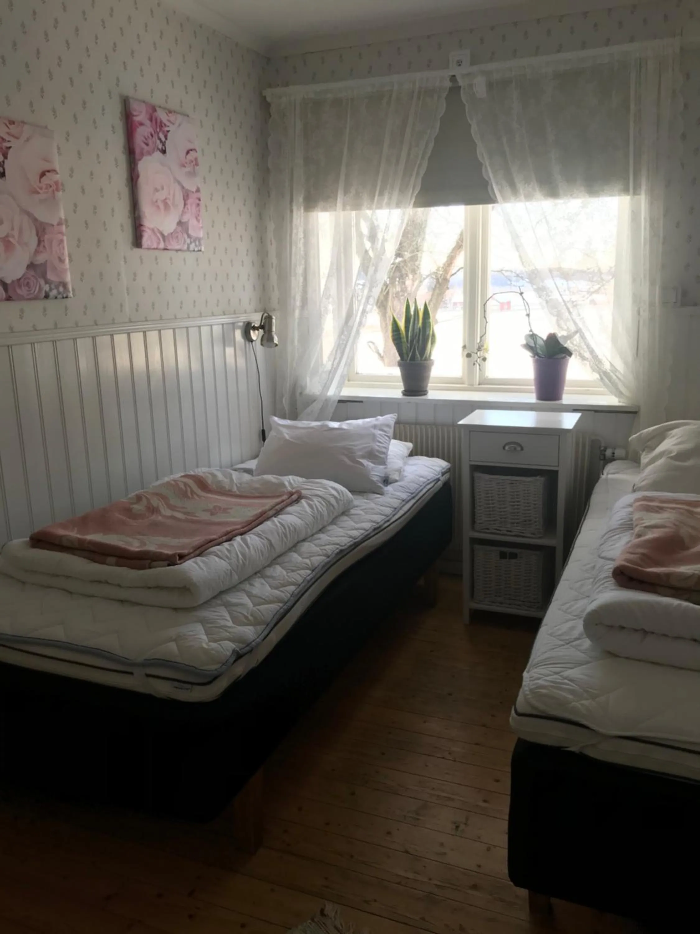 Bed in Karaby Gård, Country Living