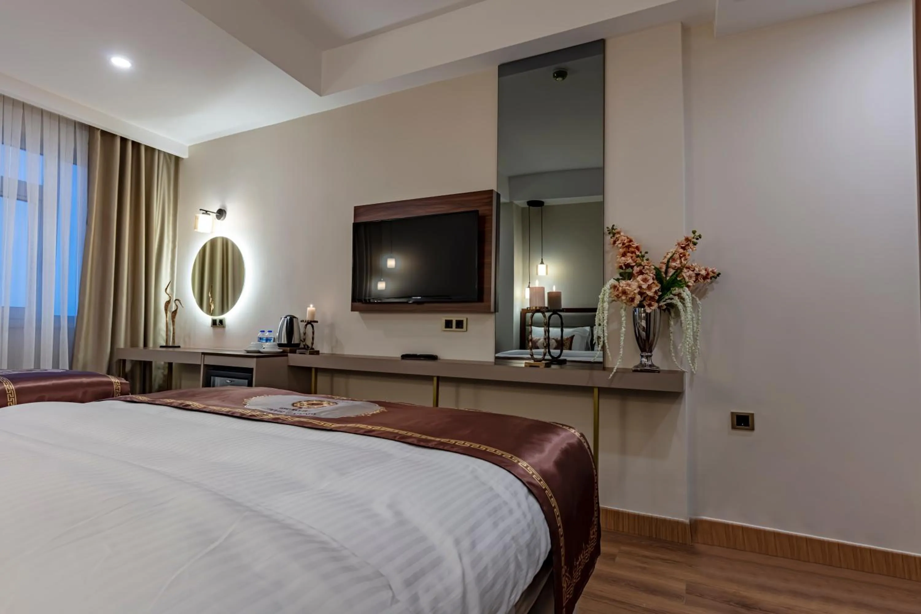 Bed in GRAND HAMİT By Karadayı Airport Hotel