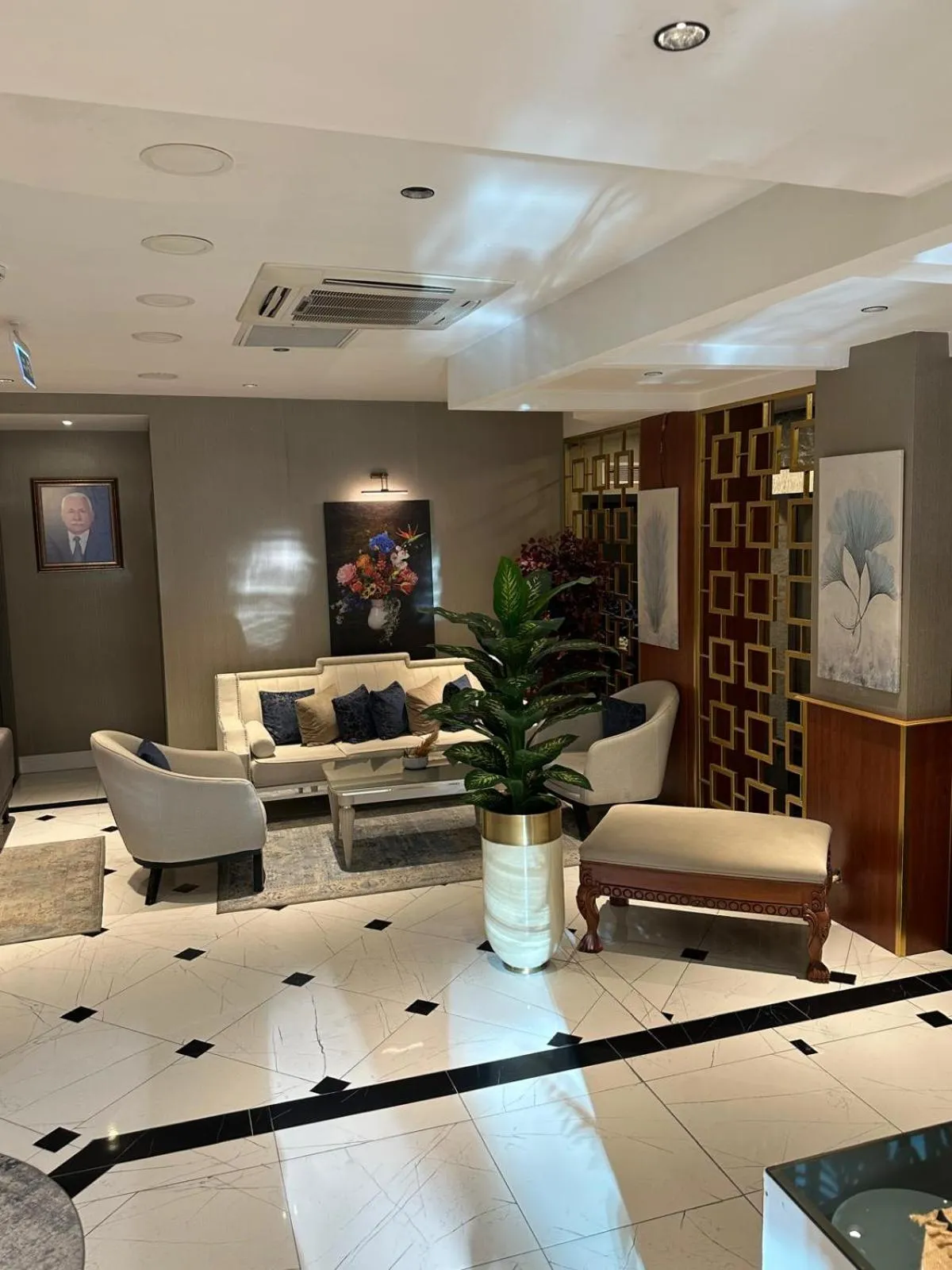 GRAND HAMİT By Karadayı Airport Hotel