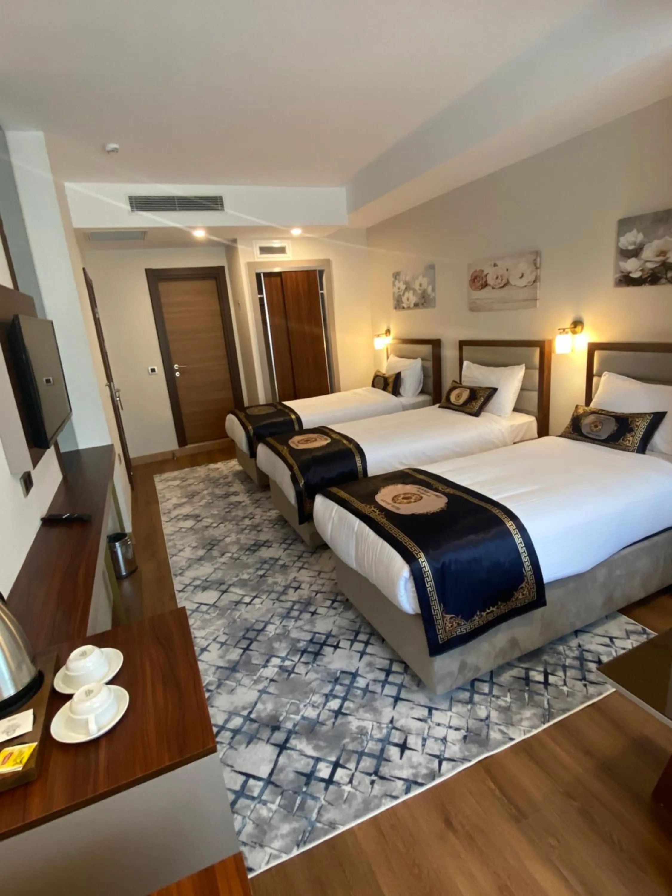 Bed in GRAND HAMİT By Karadayı Airport Hotel