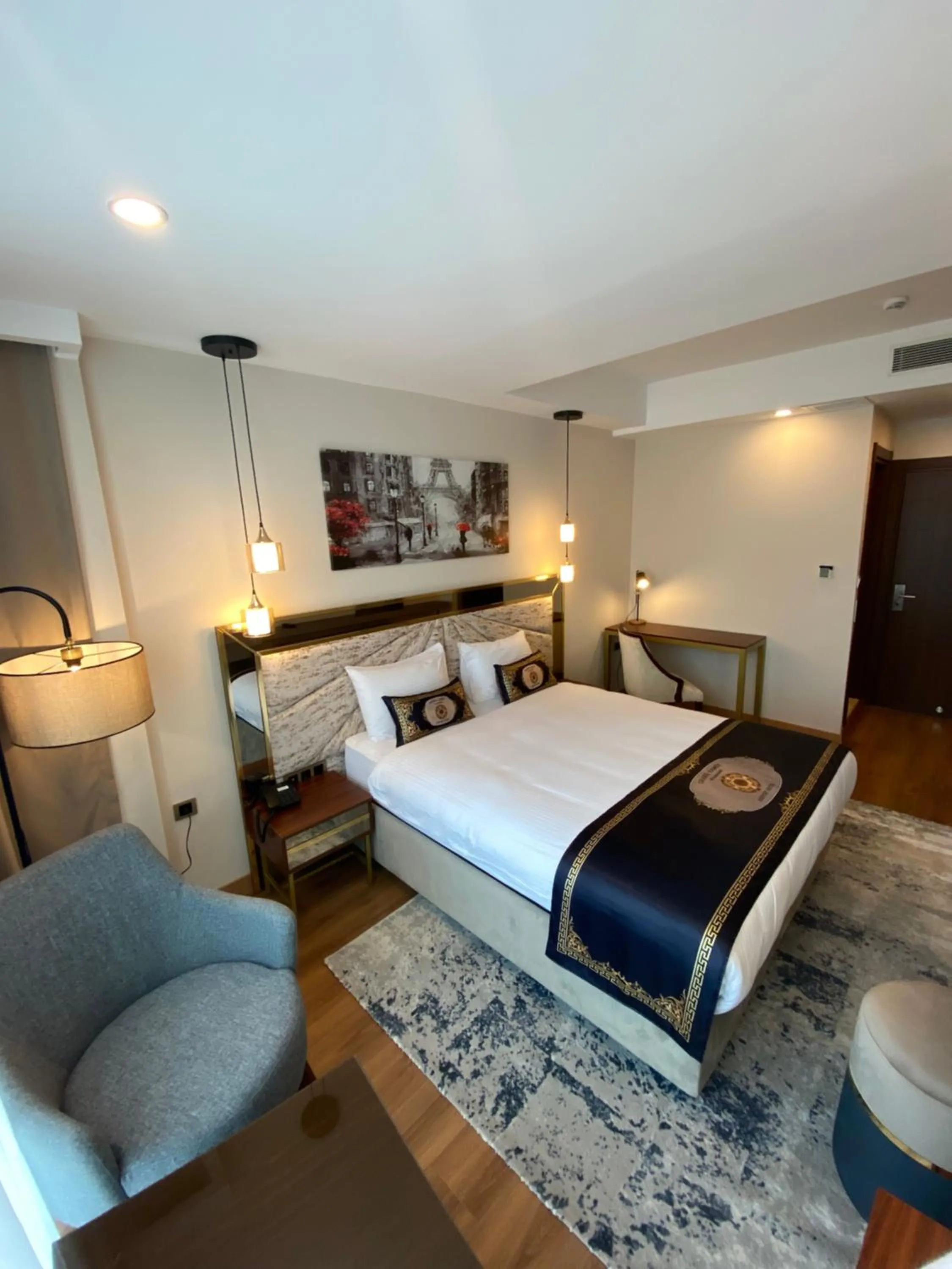 Bed in GRAND HAMİT By Karadayı Airport Hotel