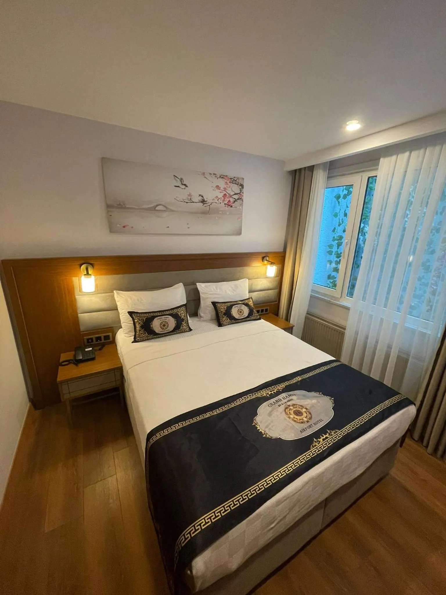 Bed in GRAND HAMİT By Karadayı Airport Hotel