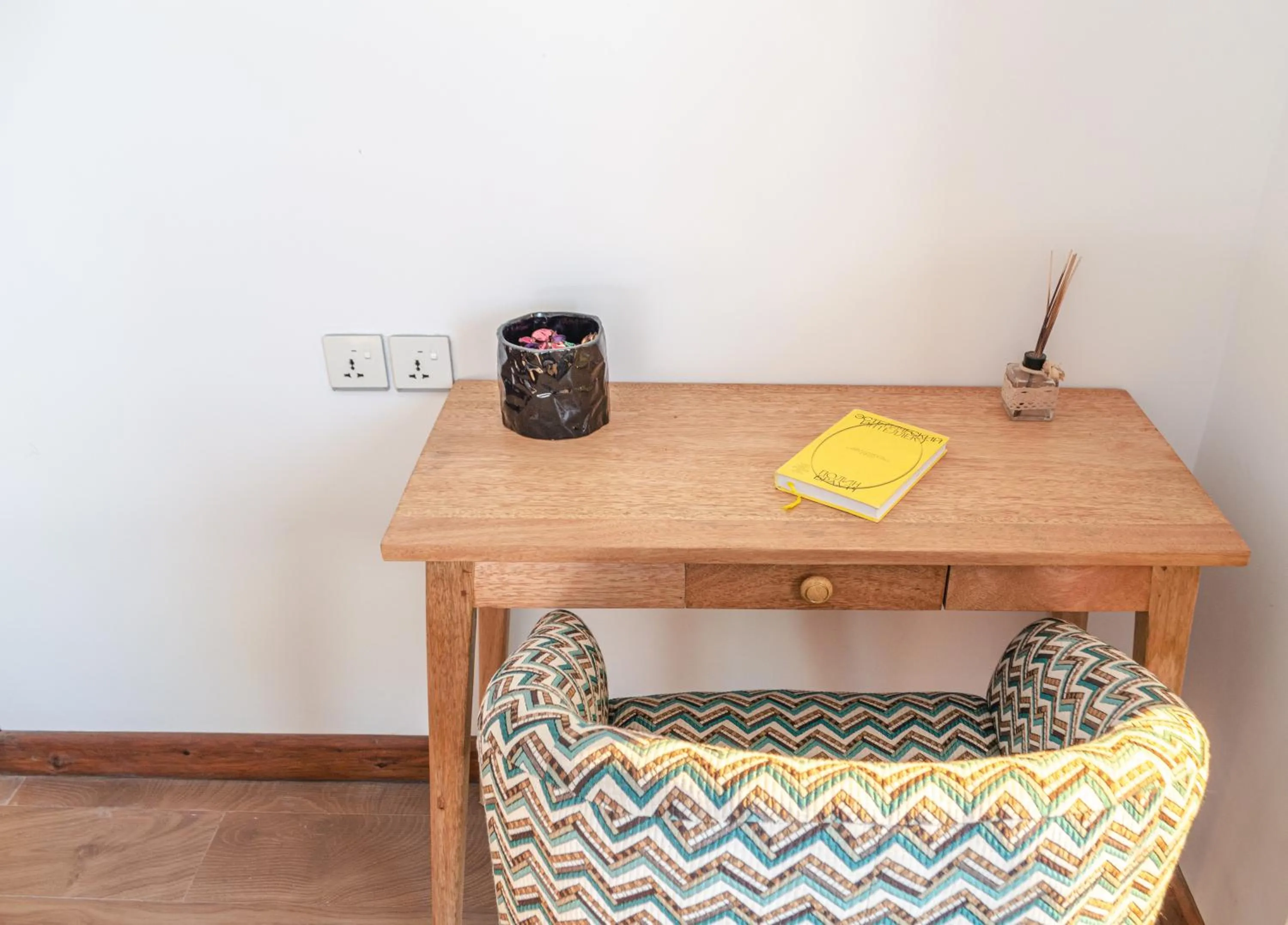 Decorative detail in Nebo Apartments Paje