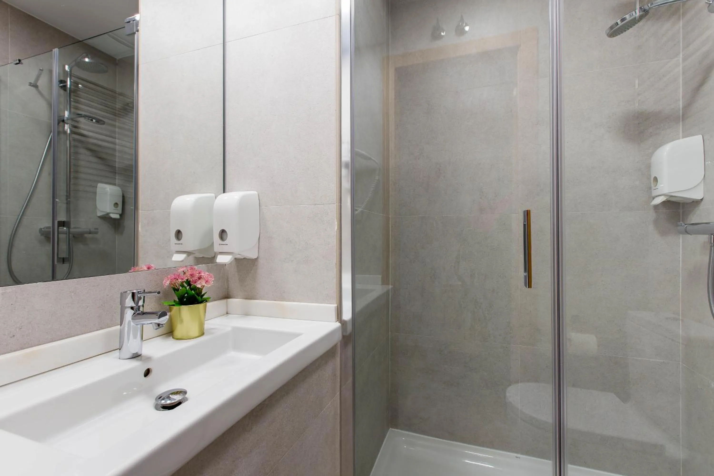 Bathroom in Hostal Cervelo