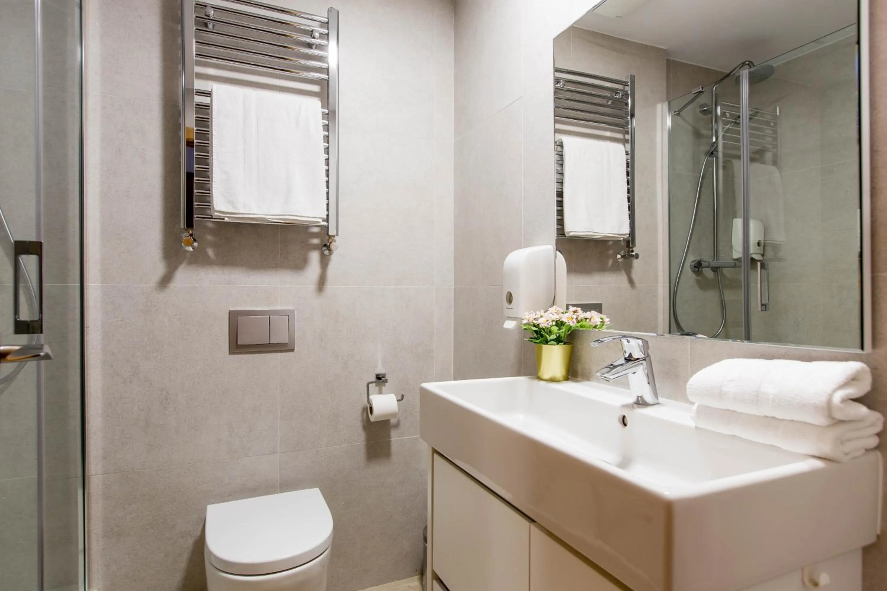 Bedroom in Hostal Cervelo