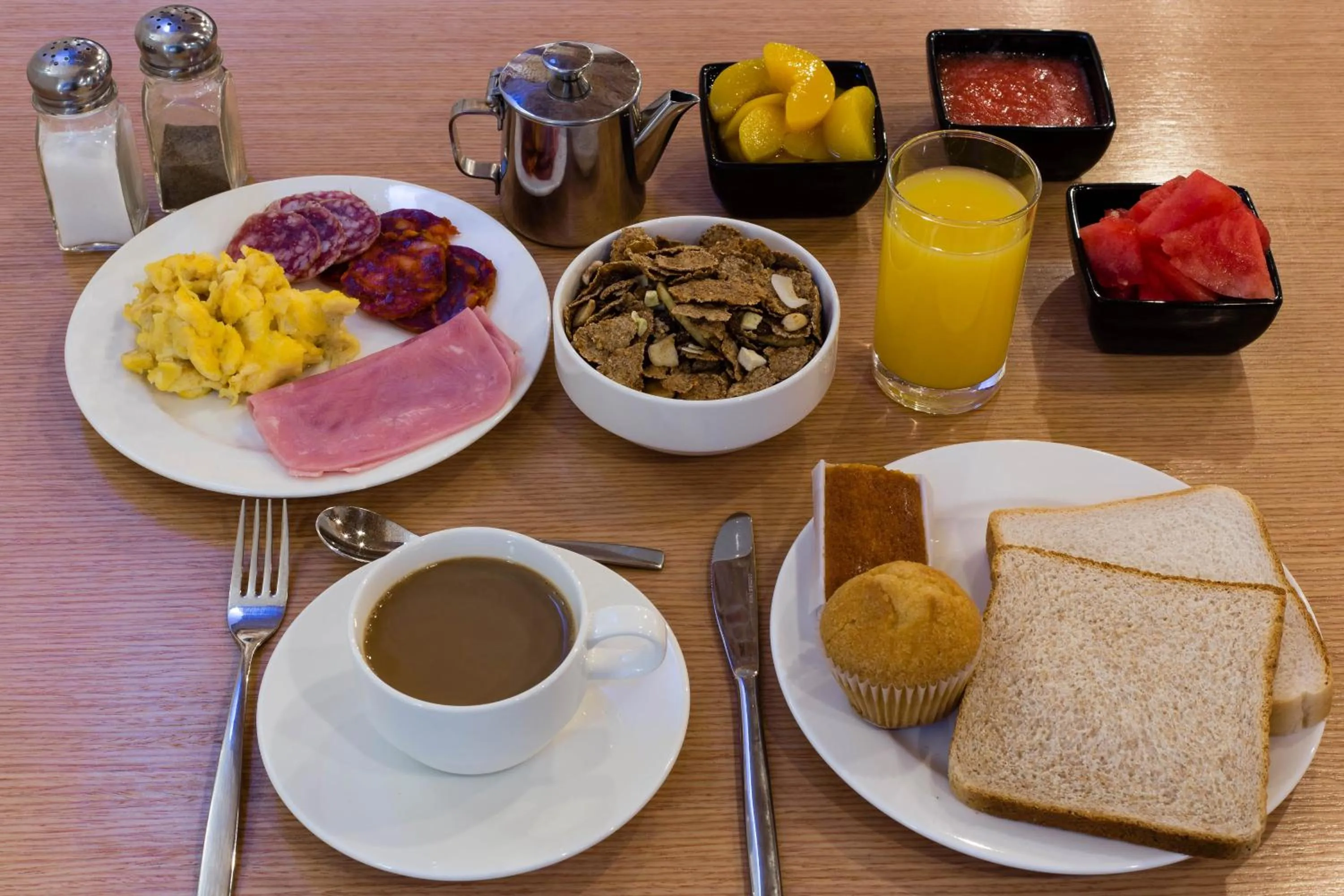 Continental breakfast in Hostal Cervelo