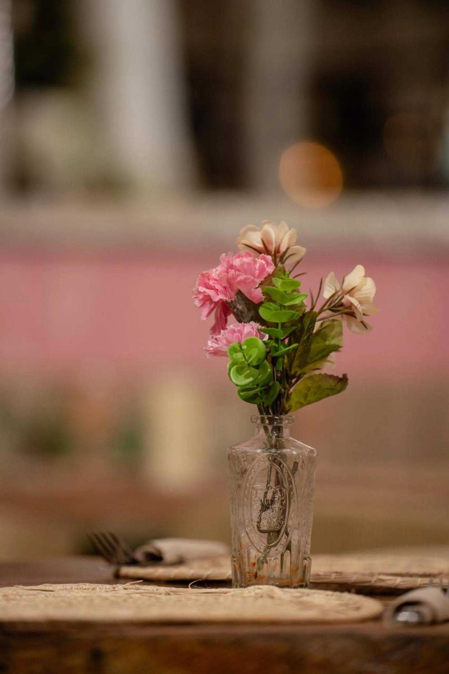 Restaurant/places to eat in Al Alma Apart-Suites