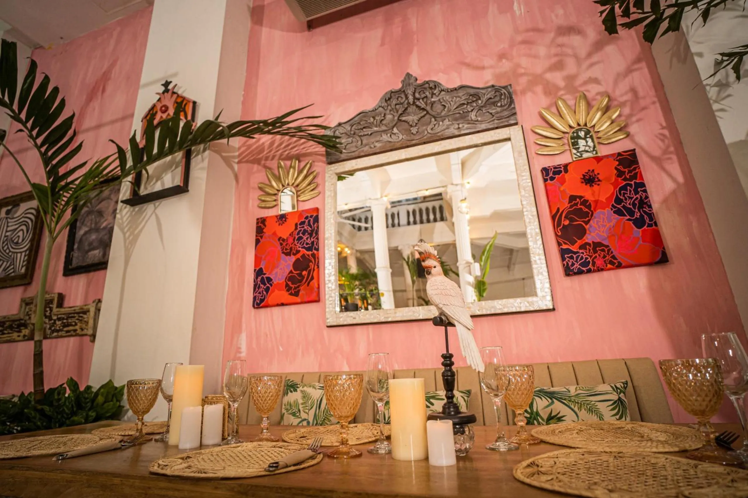 Restaurant/places to eat in Al Alma Apart-Suites