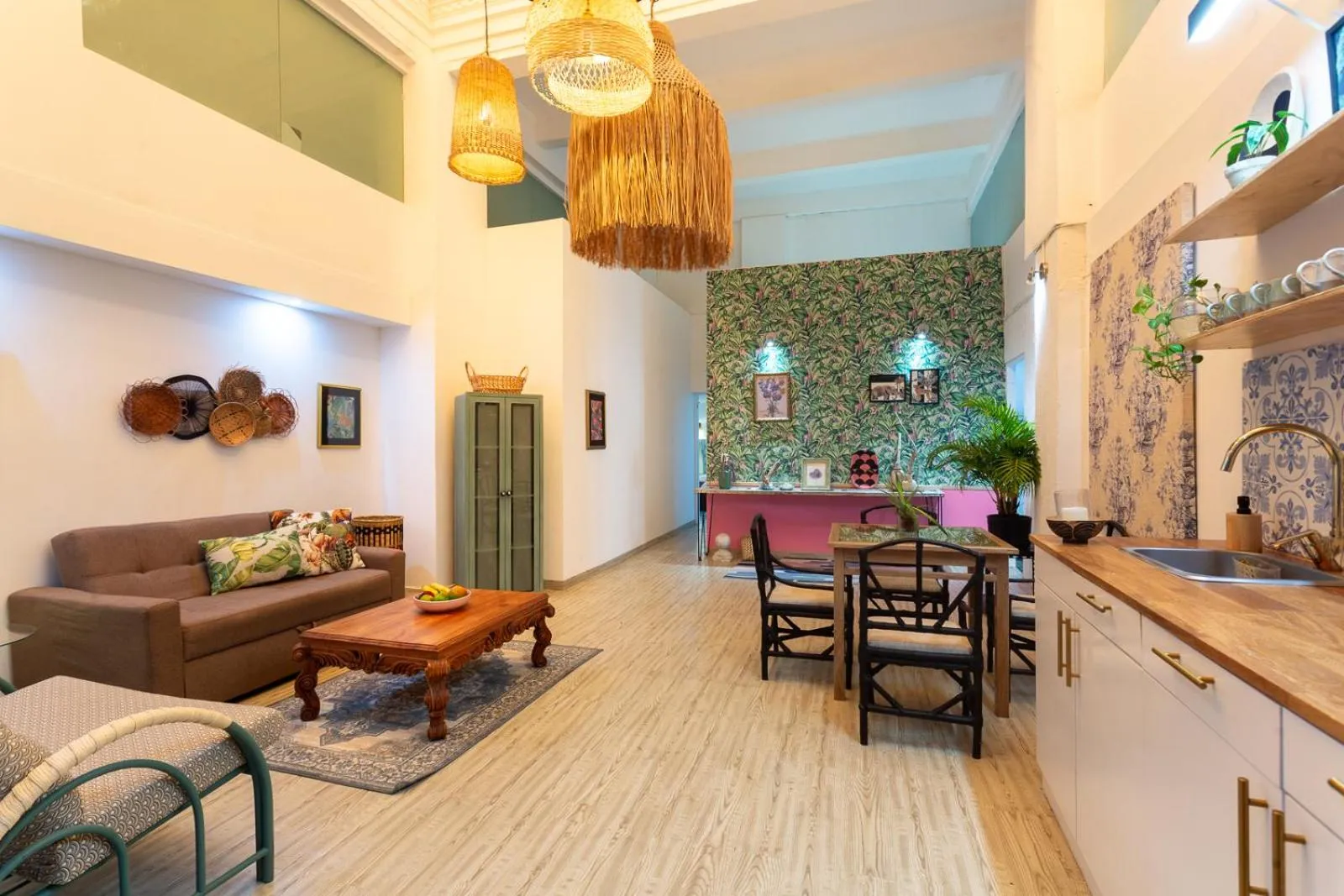 Kitchen or kitchenette in Al Alma Apart-Suites