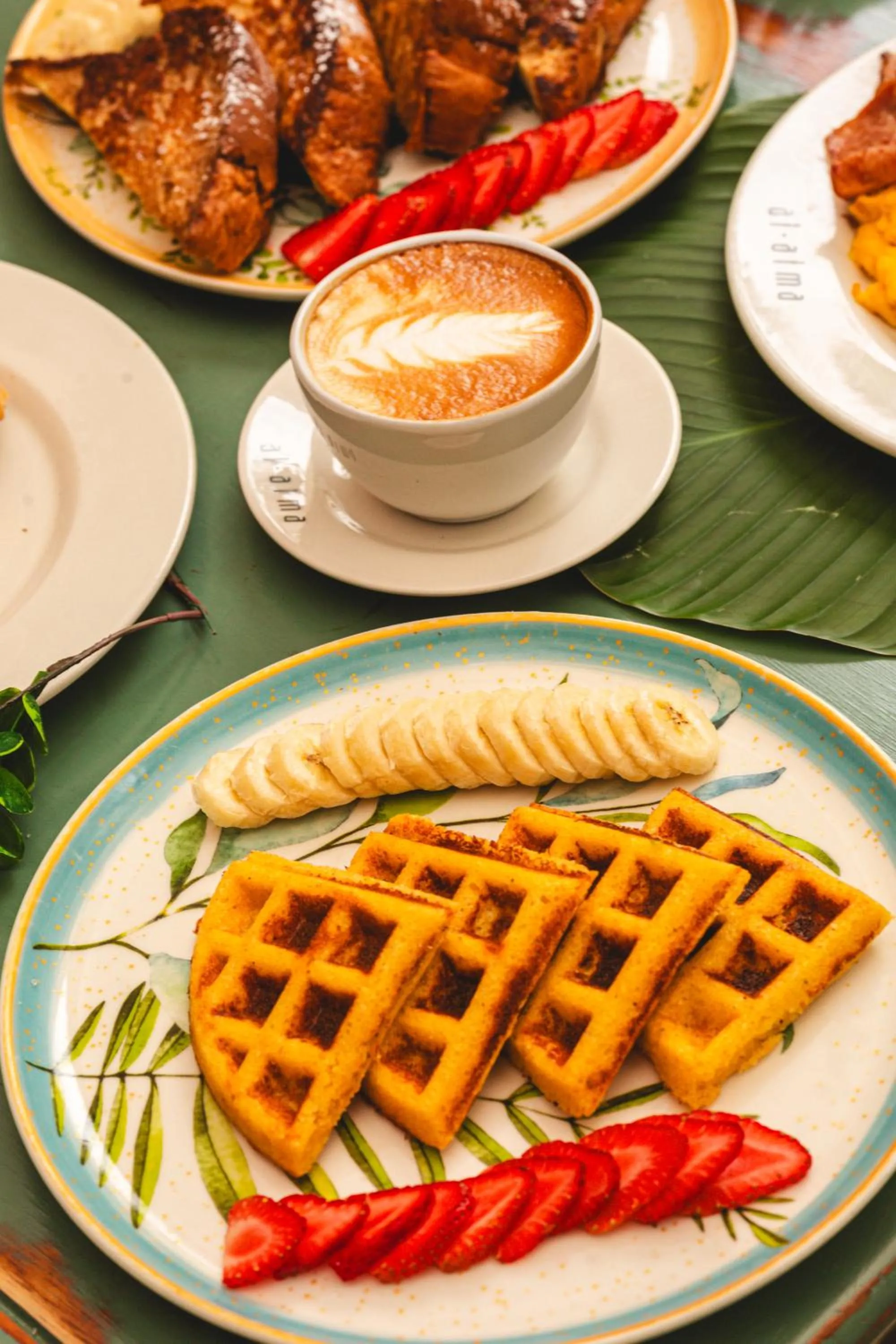 Breakfast in Al Alma Apart-Suites