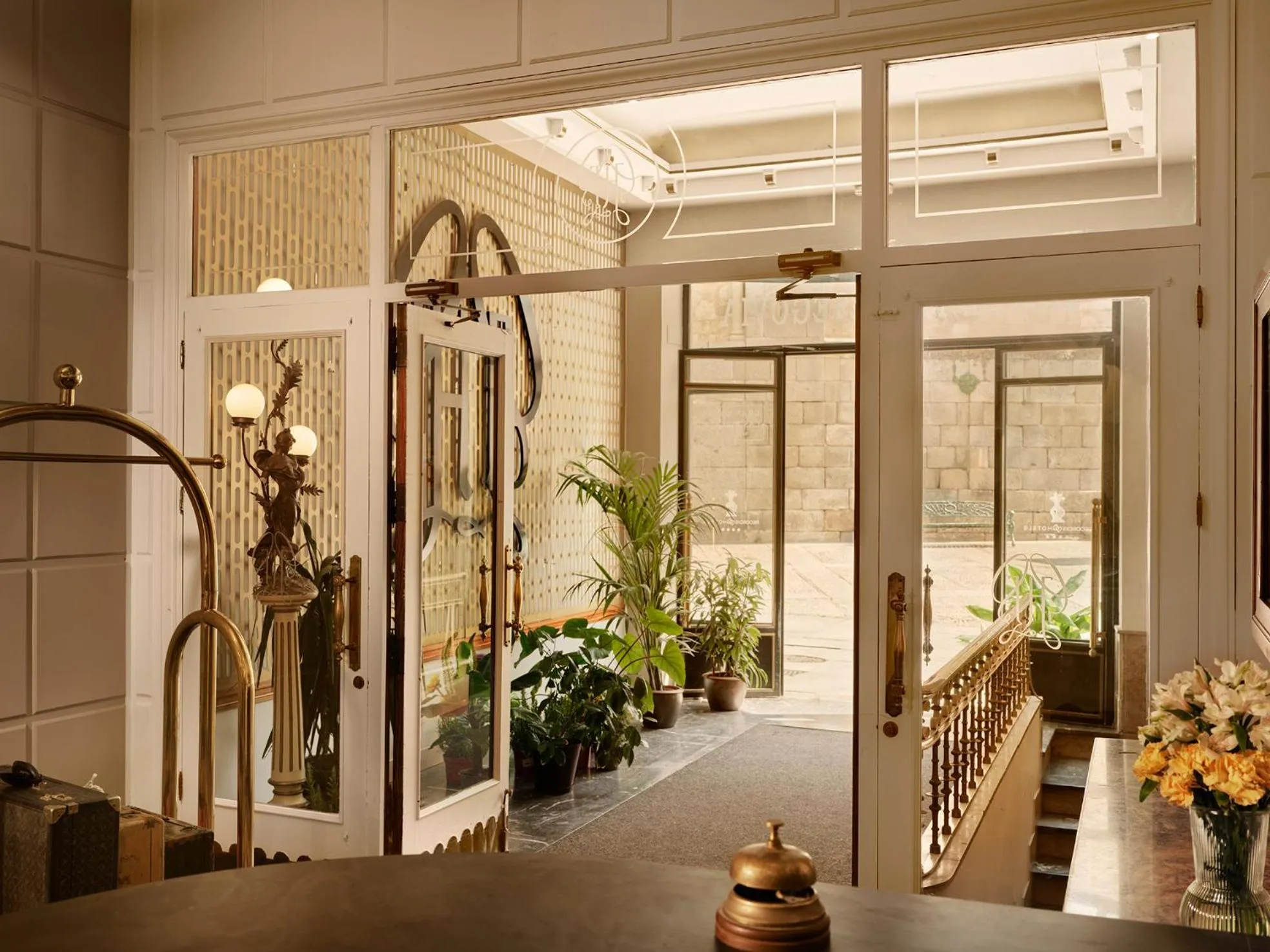 Lobby or reception in Hotel Real Segovia by Recordis Hotels