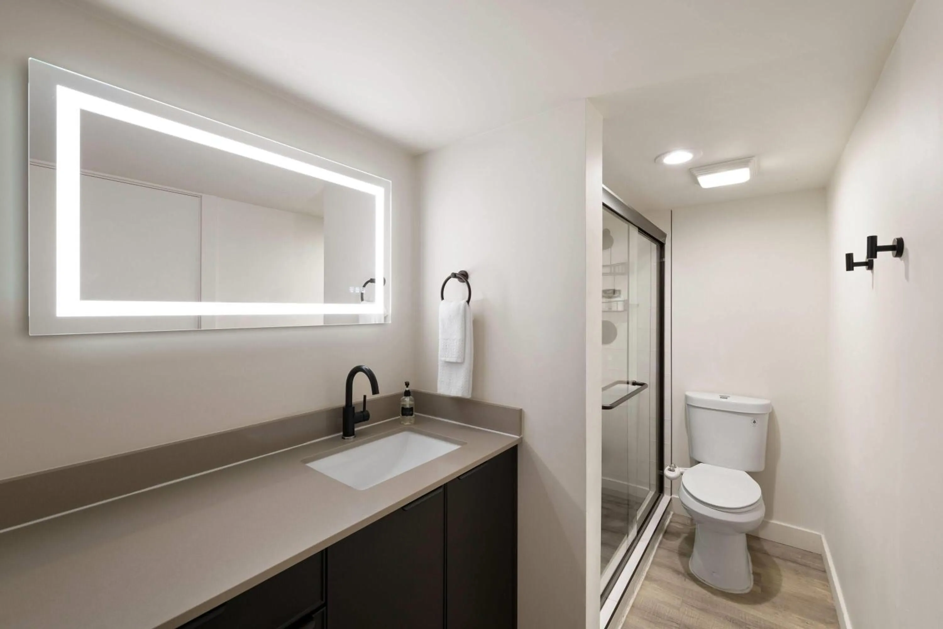 Bathroom in Papago Scottsdale by Reside, Trademark Collection by Wyndham