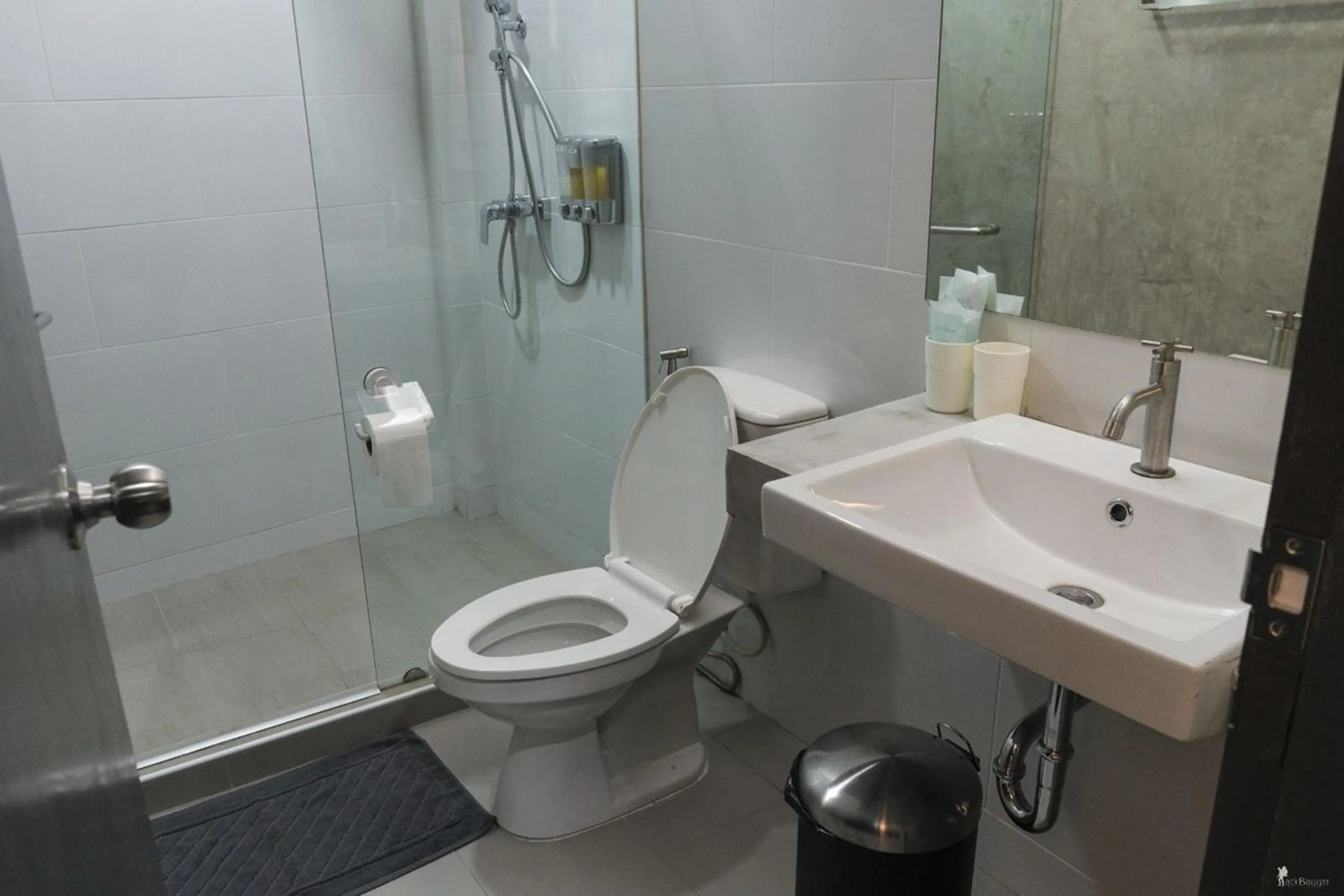 Bathroom in All day hostel at BTS Bang Chak