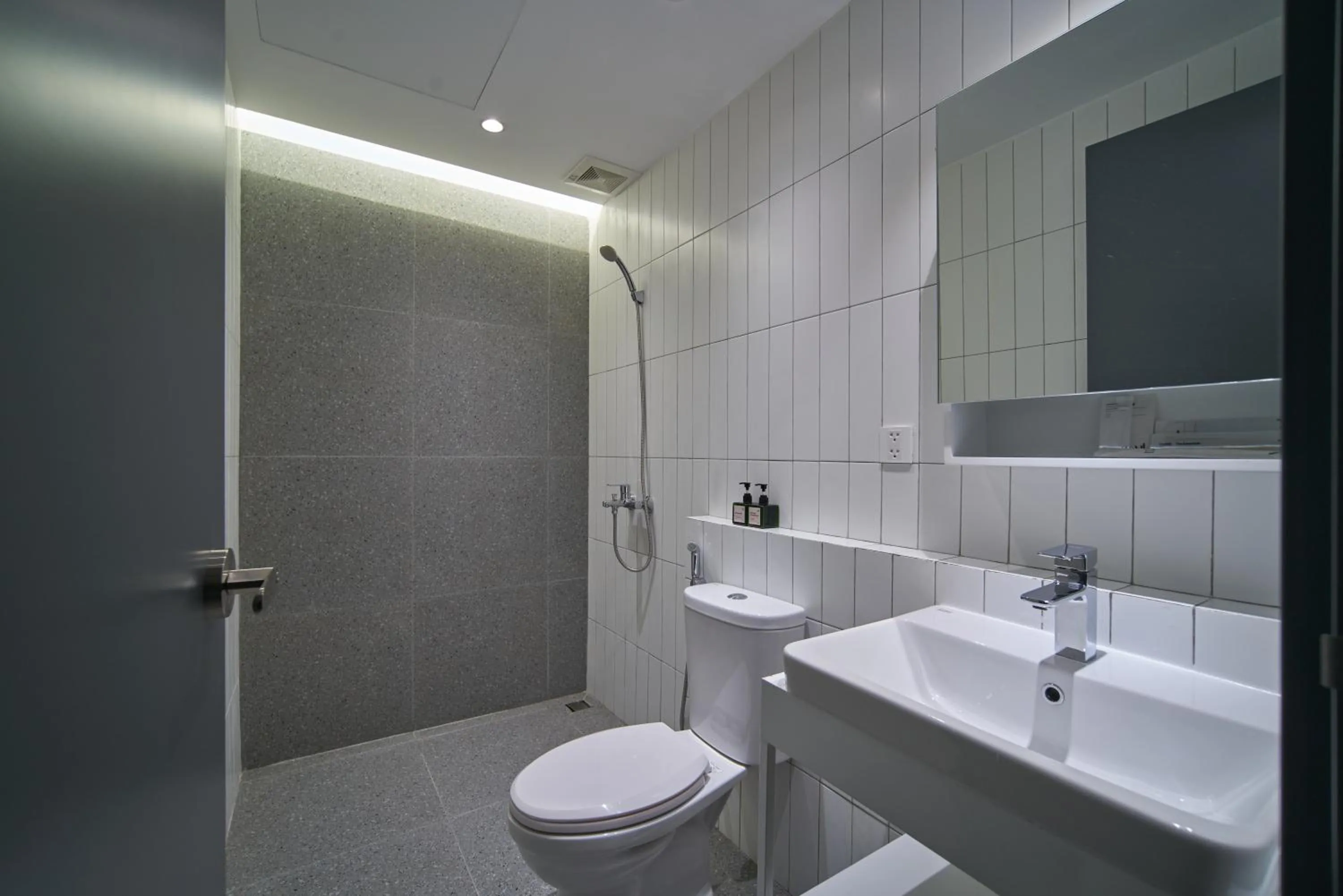 Bathroom in M Village Living Hồ Biểu Chánh