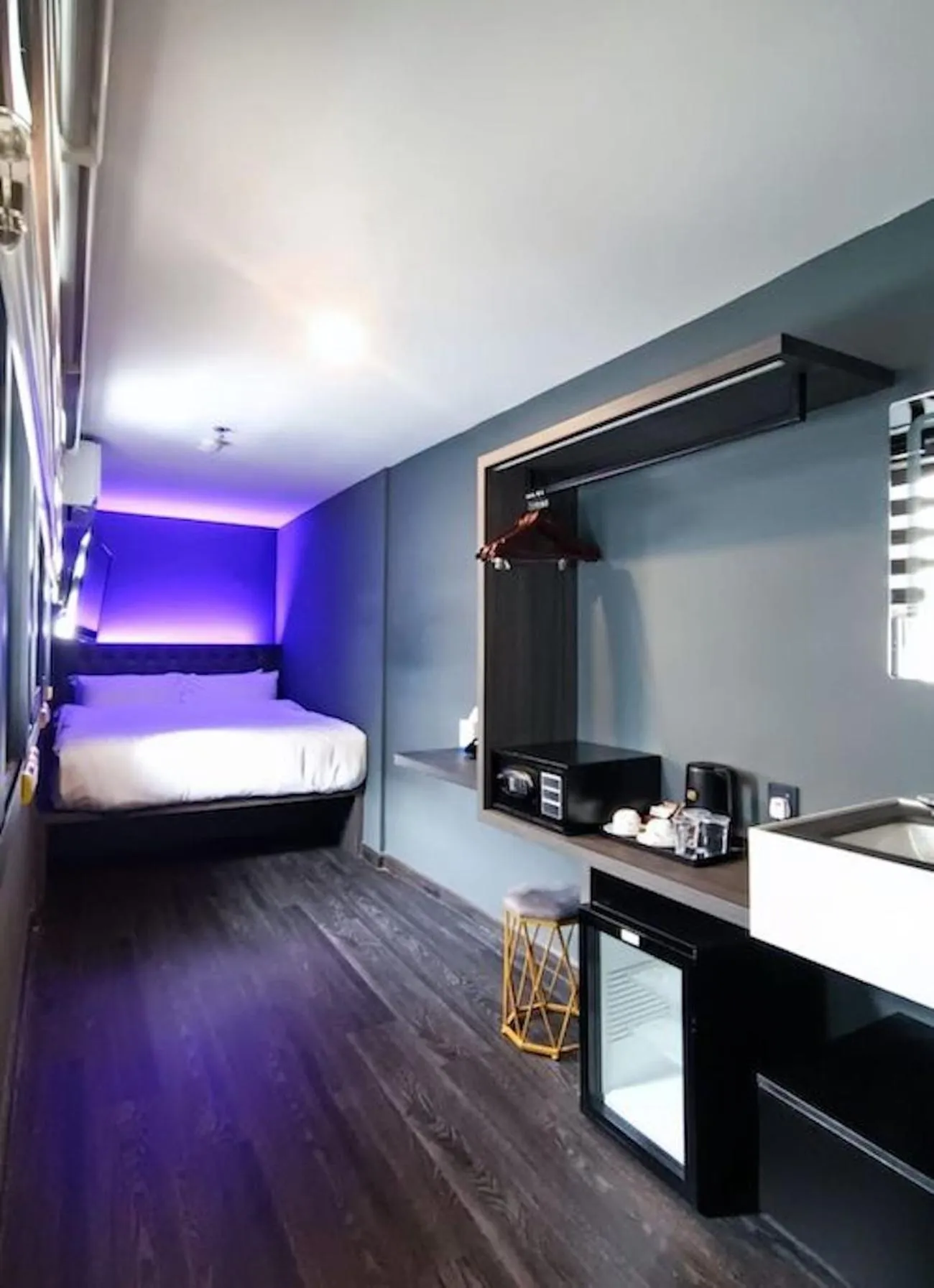 Bed in HOTEL JJH - newly opened near BUGIS