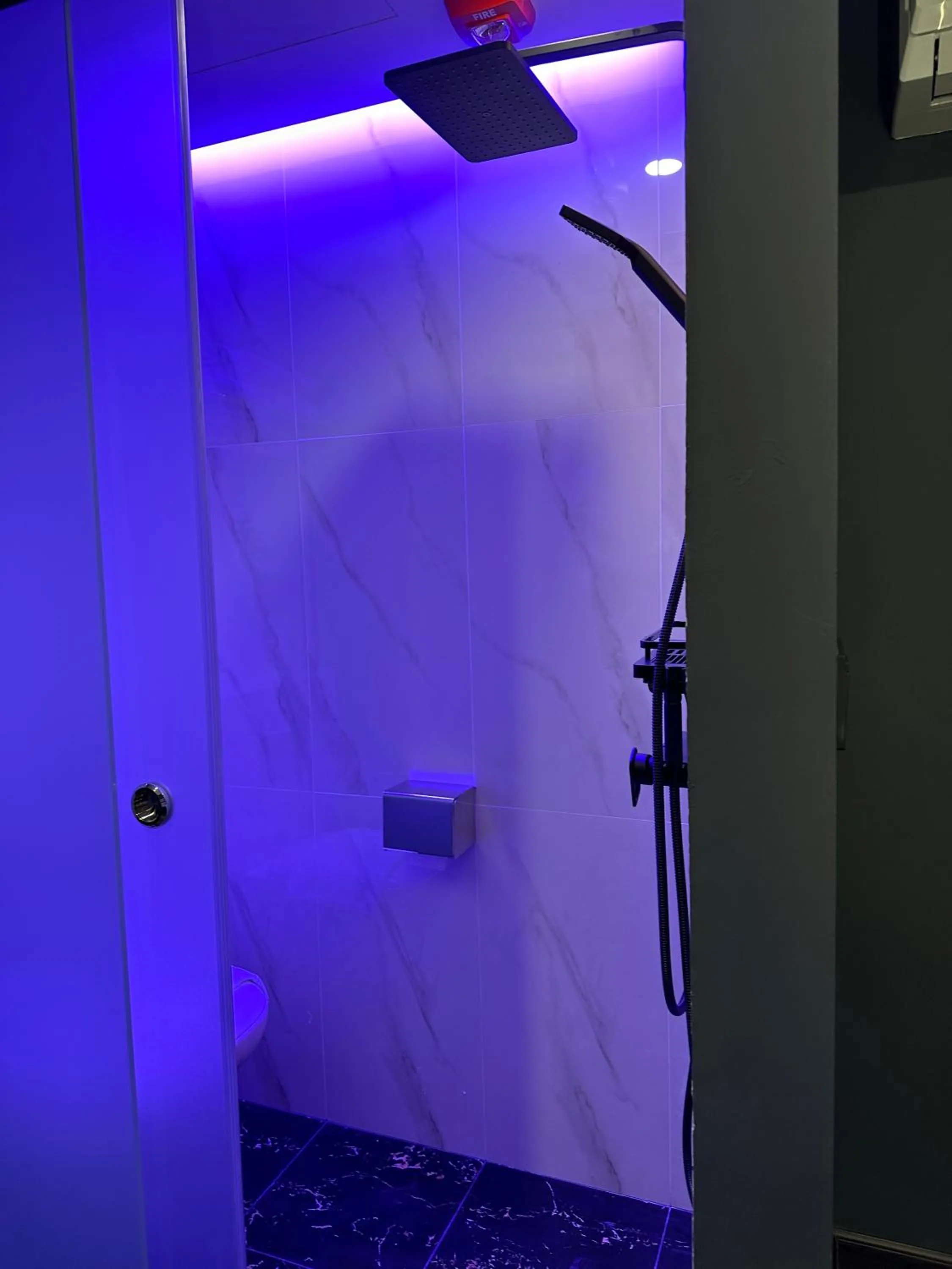 HOTEL JJH - newly opened near BUGIS