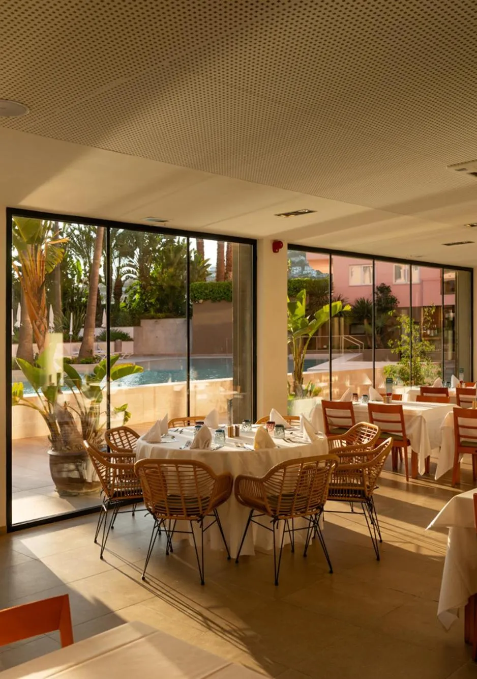 Dining area in AQUA Hotel The Breeze & Spa - All Inclusive - Adults Only - 4Sup