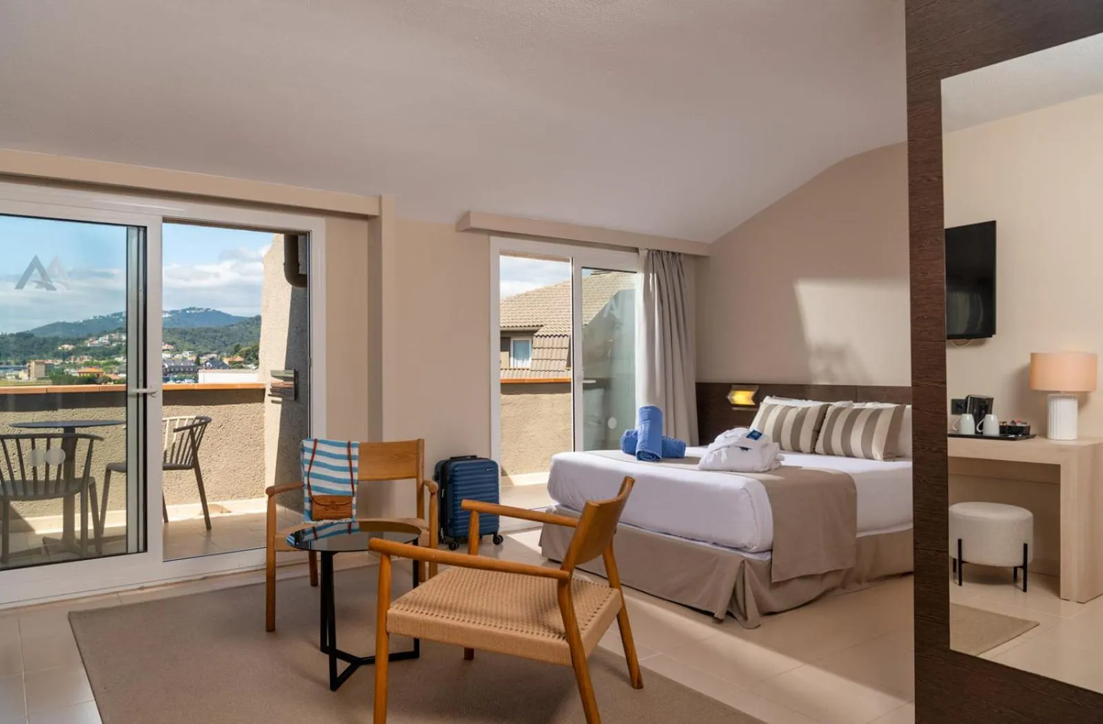 Bed in AQUA Hotel The Breeze & Spa - All Inclusive - Adults Only - 4Sup