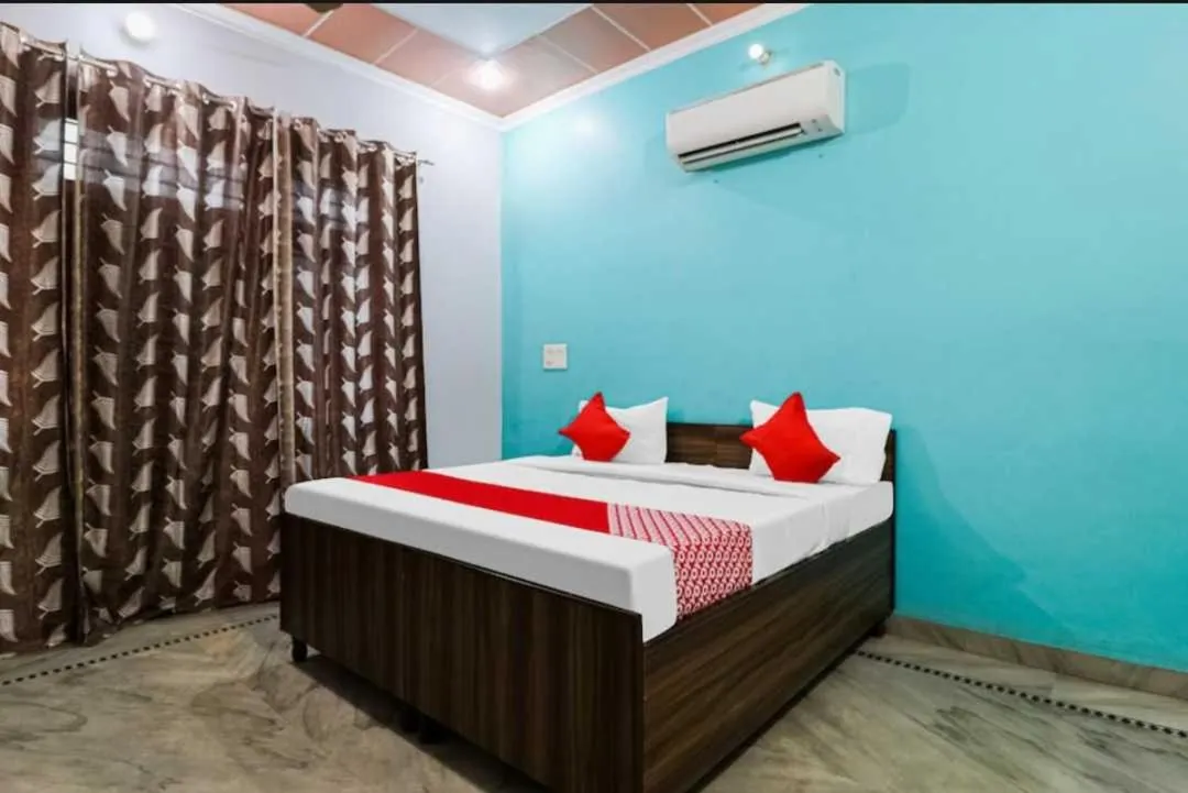 Bedroom, Bed in Hotel O by OYO Smart City Guest House