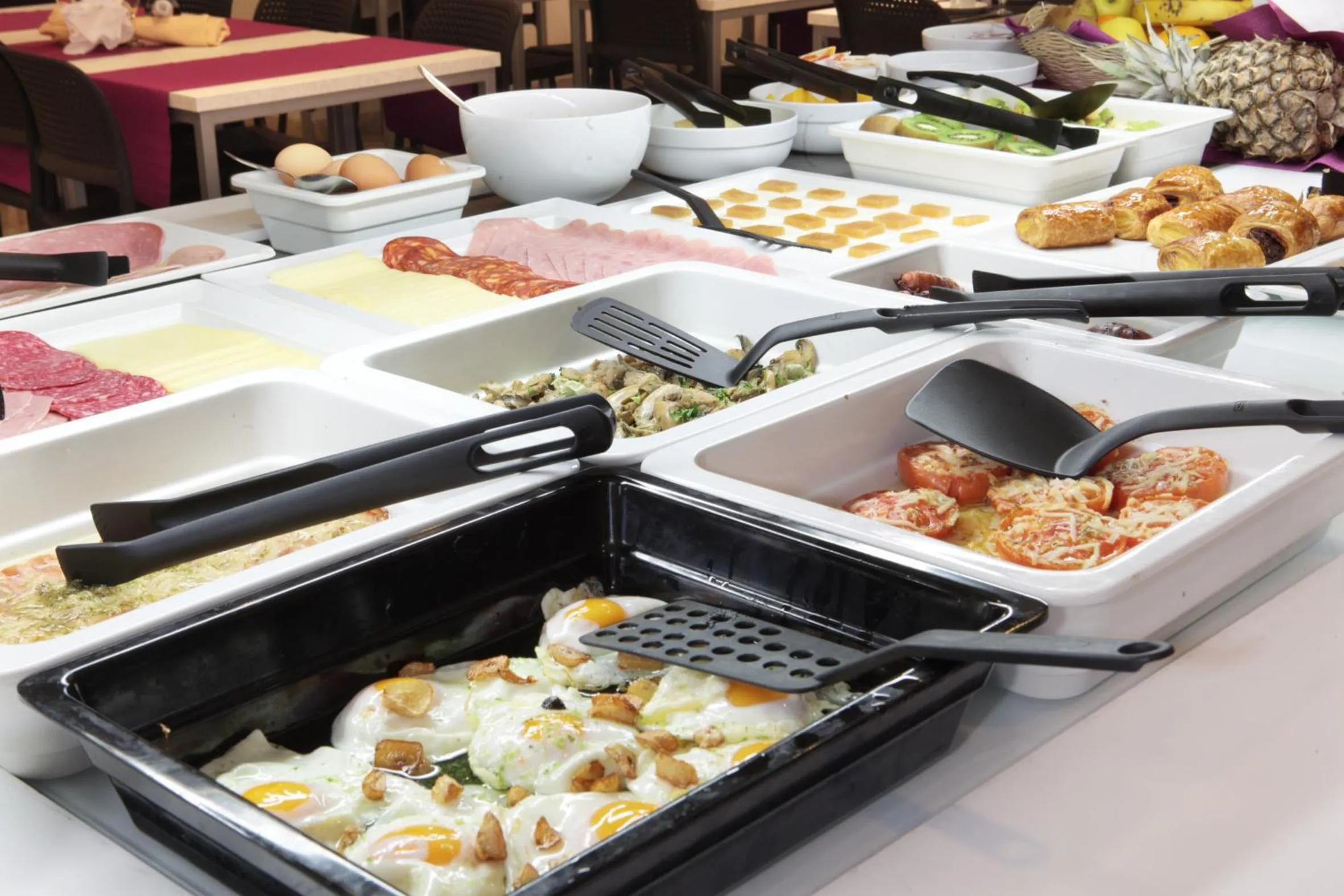 Restaurant/places to eat in Hotel Bilbaino