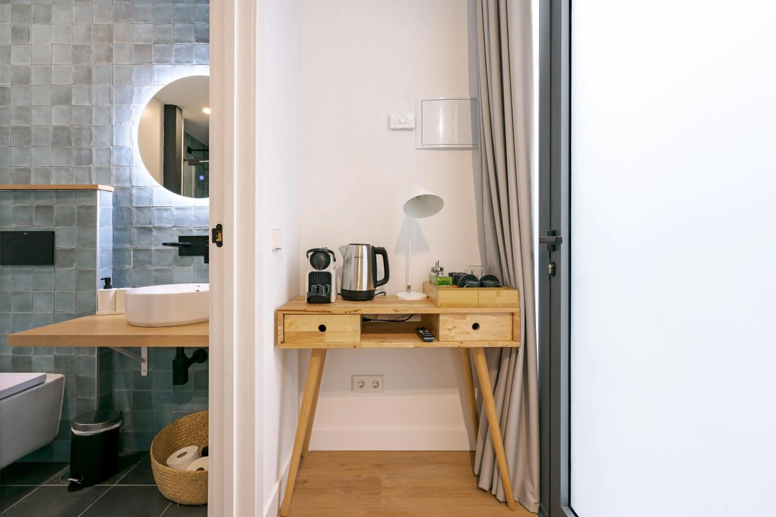 Bathroom in Vallecas Suites by Olala Homes