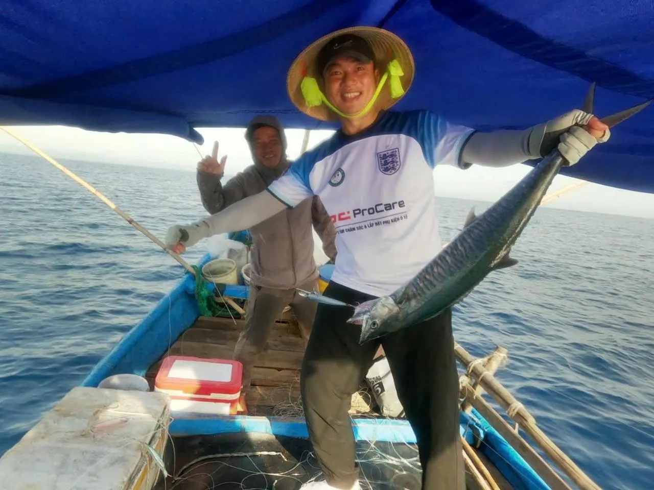 Fishing in Canh Tien Homestay Tam Thanh Beach