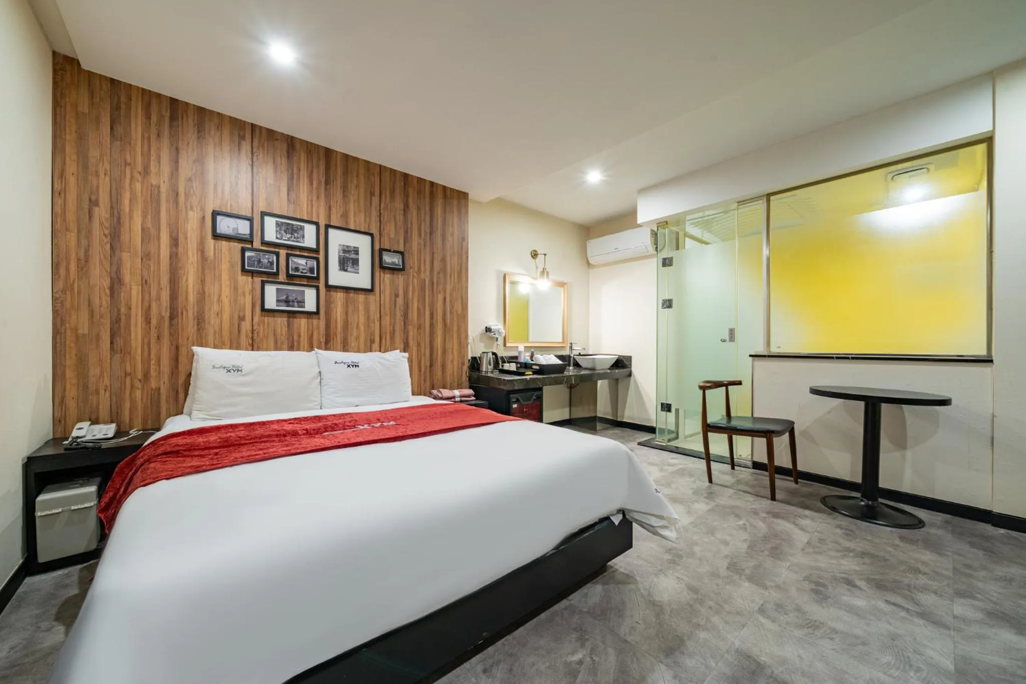 Bed in Boutique Hotel XYM