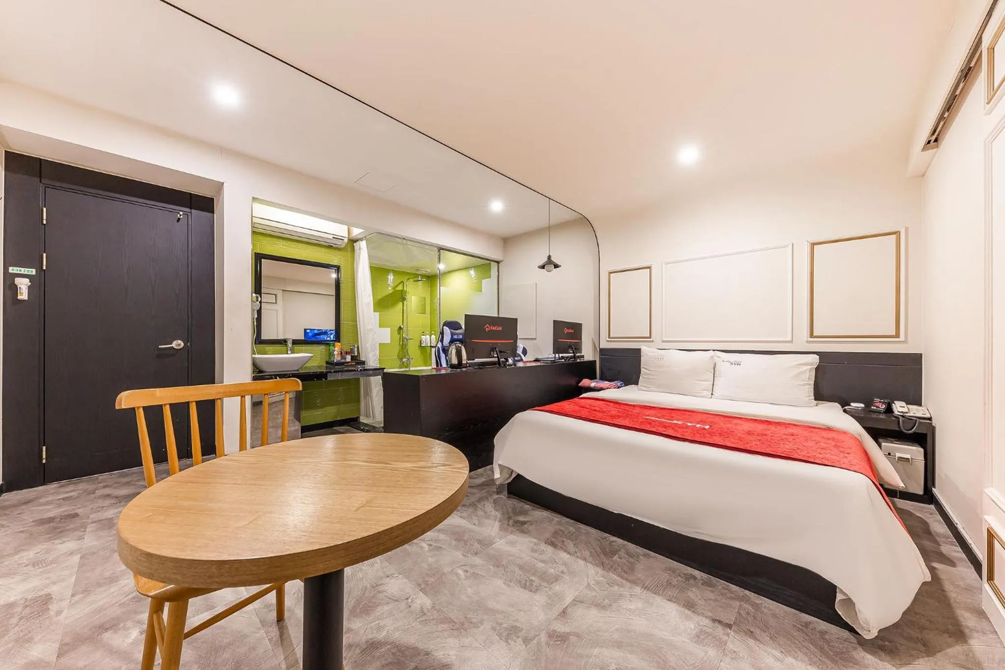 Bed in Boutique Hotel XYM