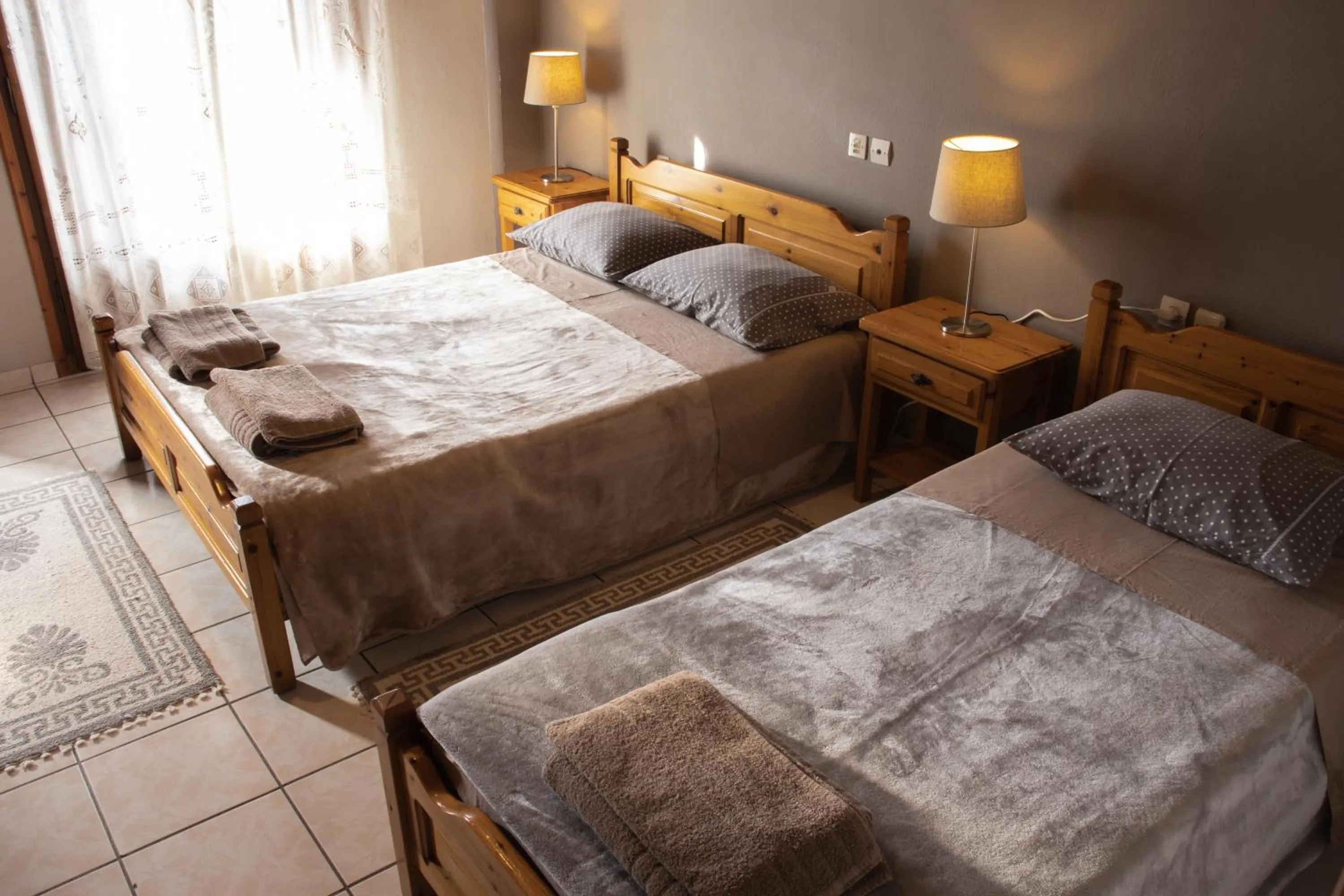 Bed in Hotel Defkalion