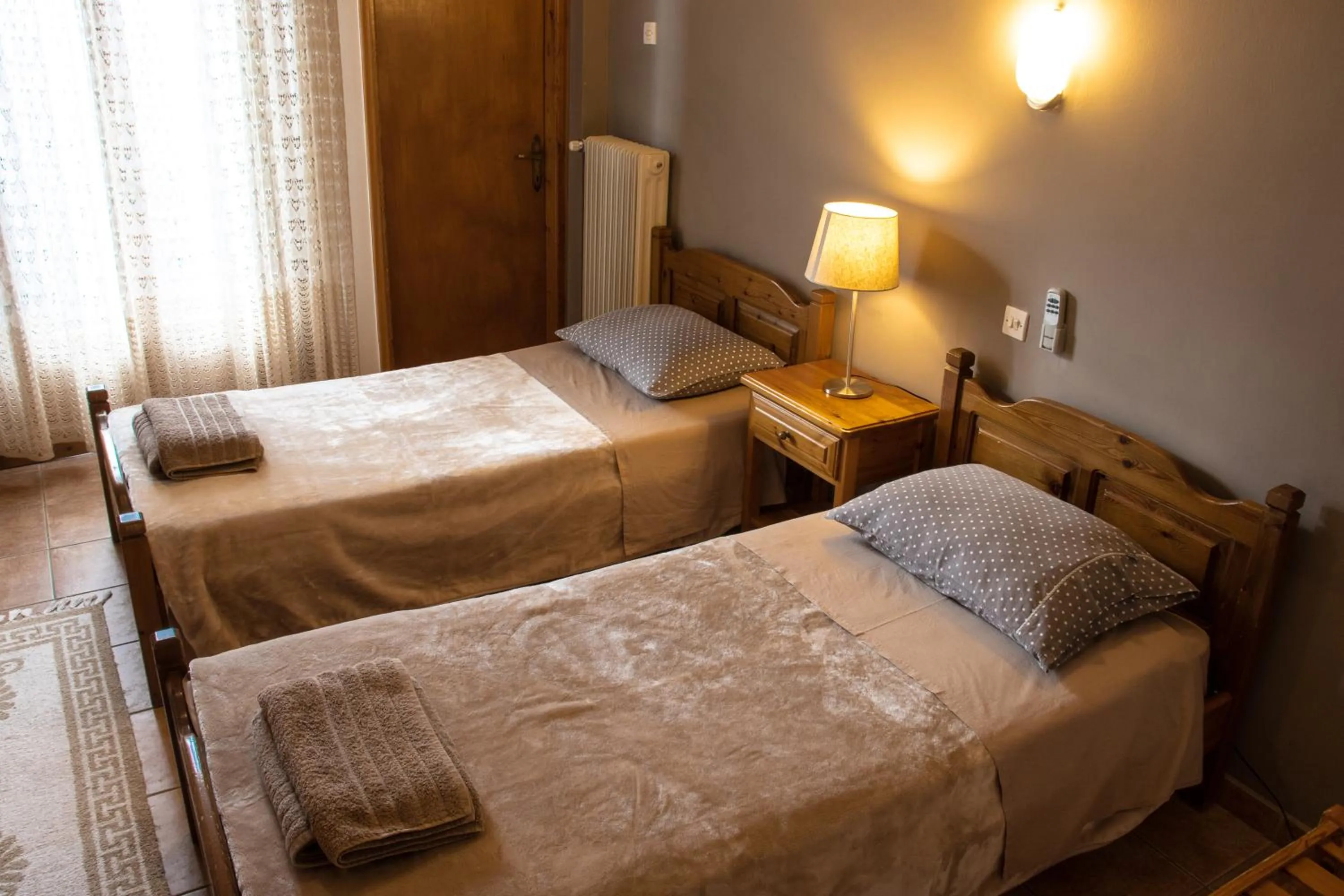 Bed in Hotel Defkalion