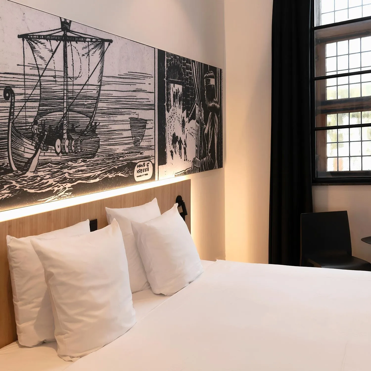 Bed in Comic Art Hotel