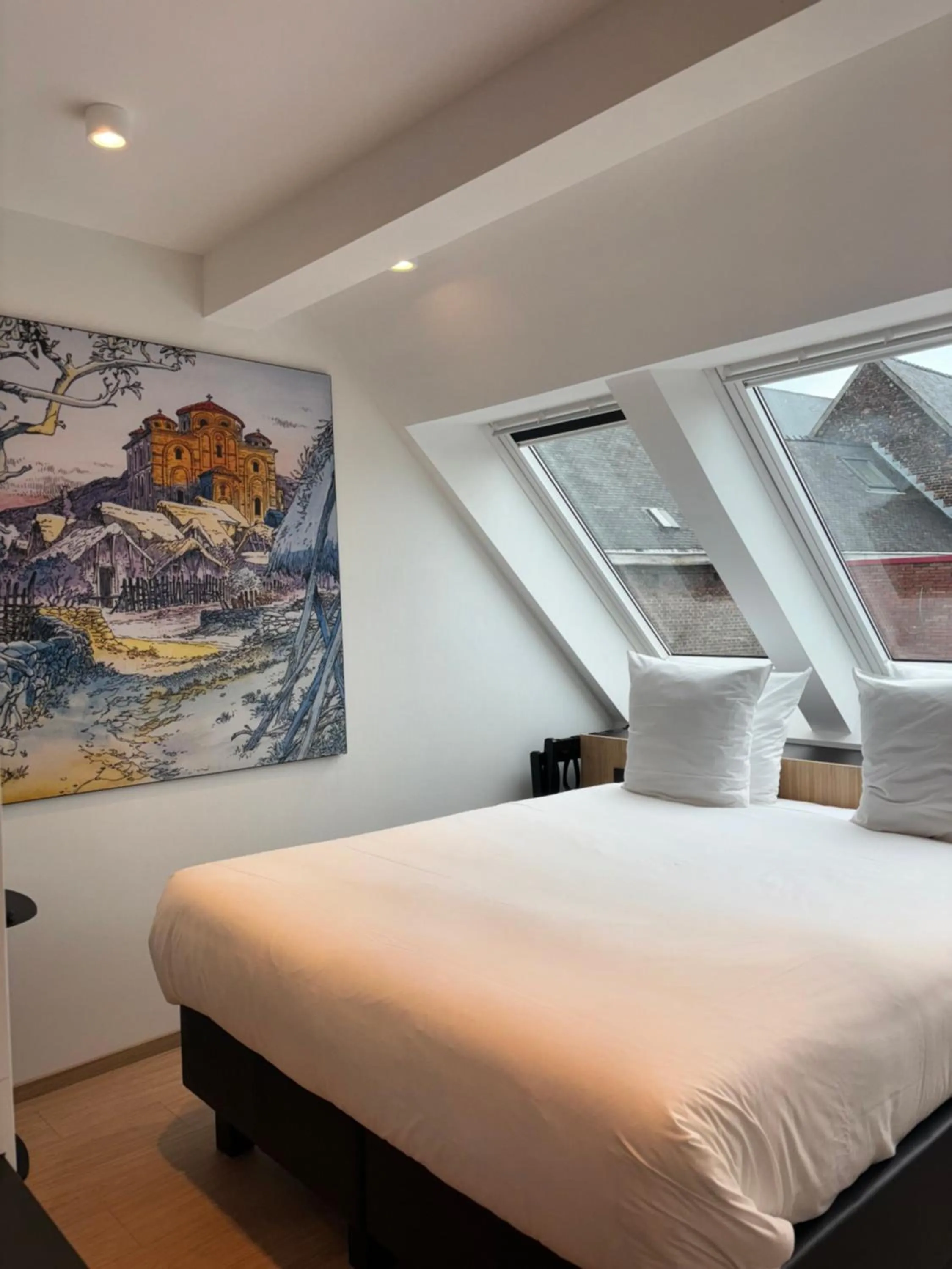 Bed in Comic Art Hotel