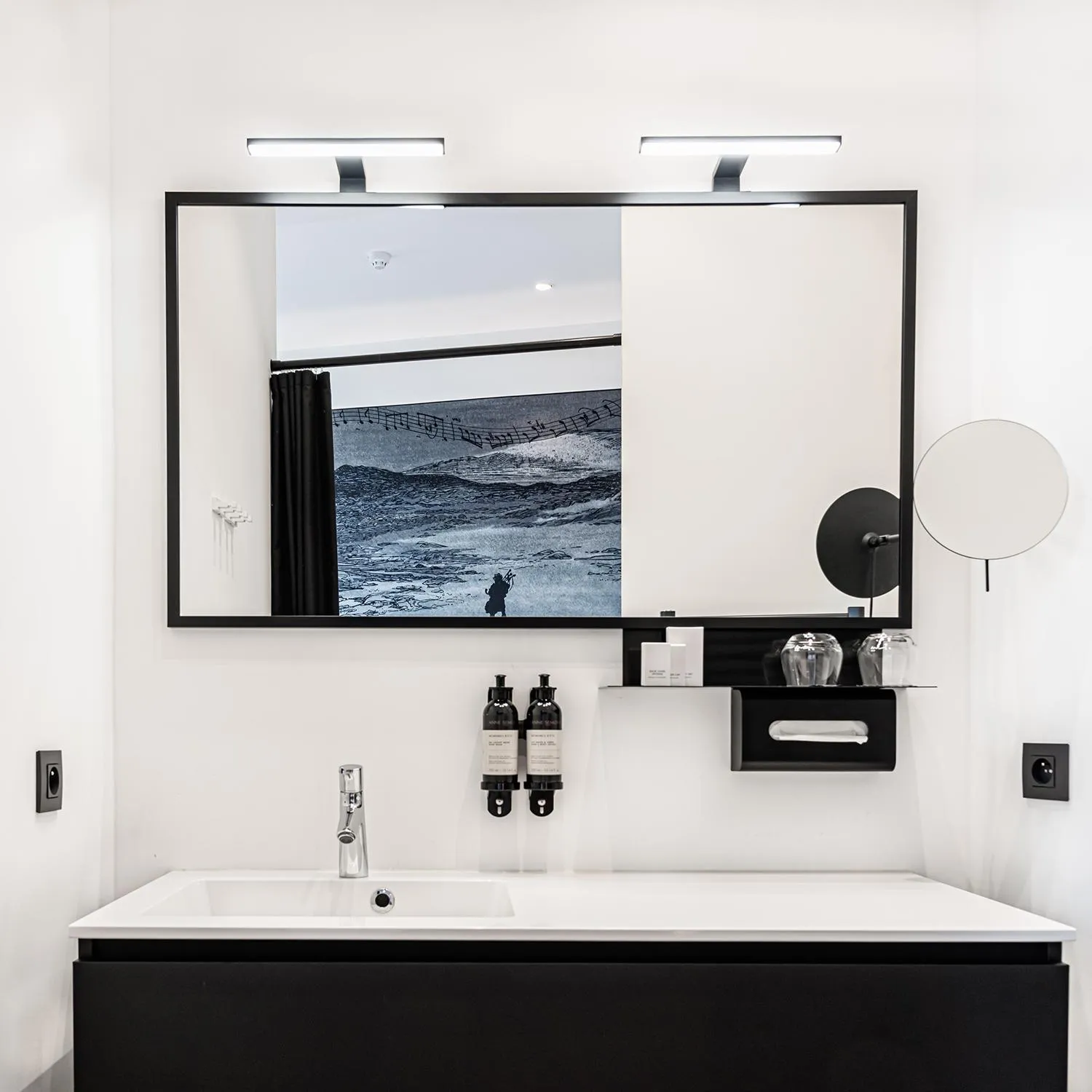 Bathroom in Comic Art Hotel