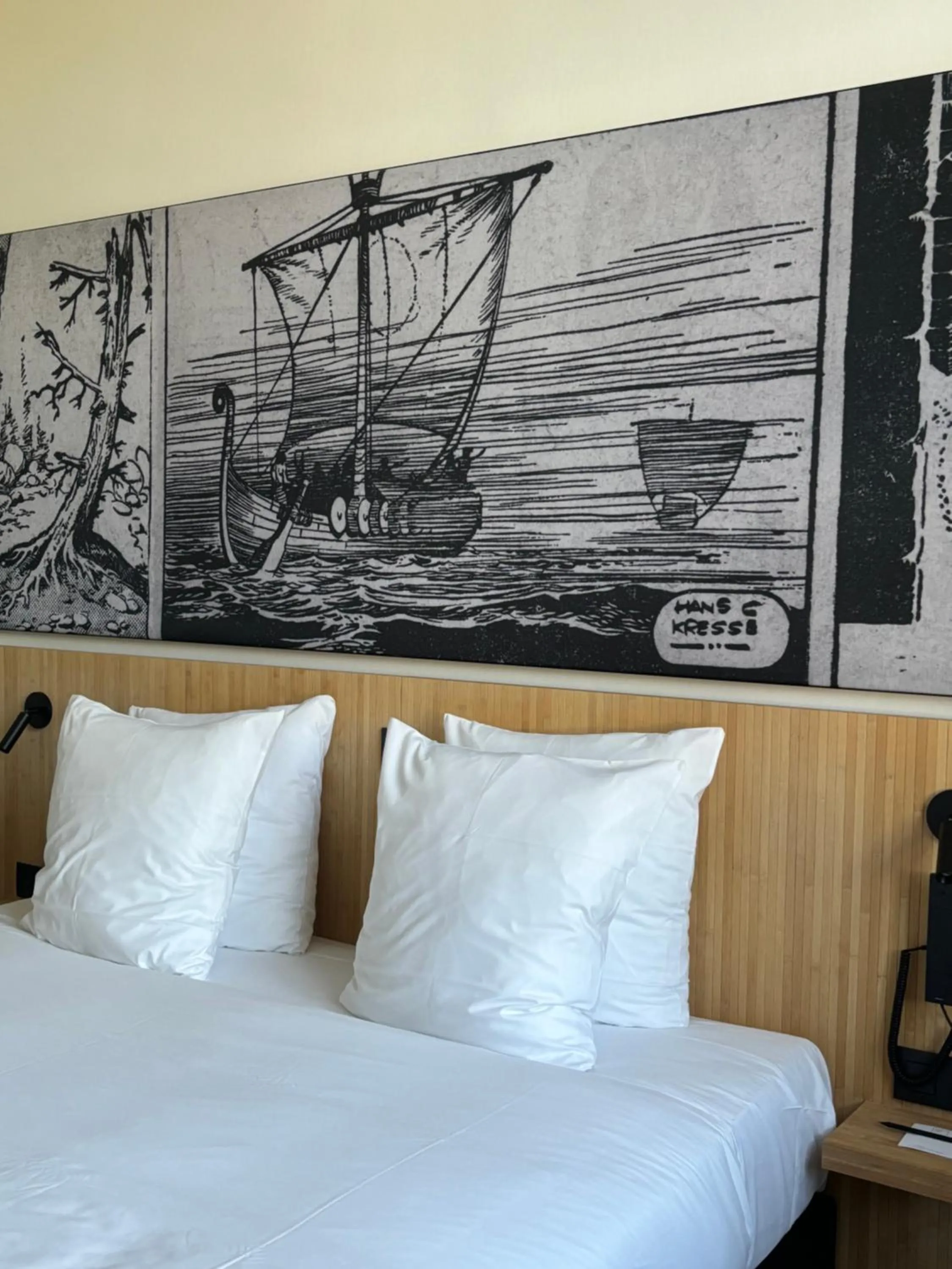 Bed in Comic Art Hotel
