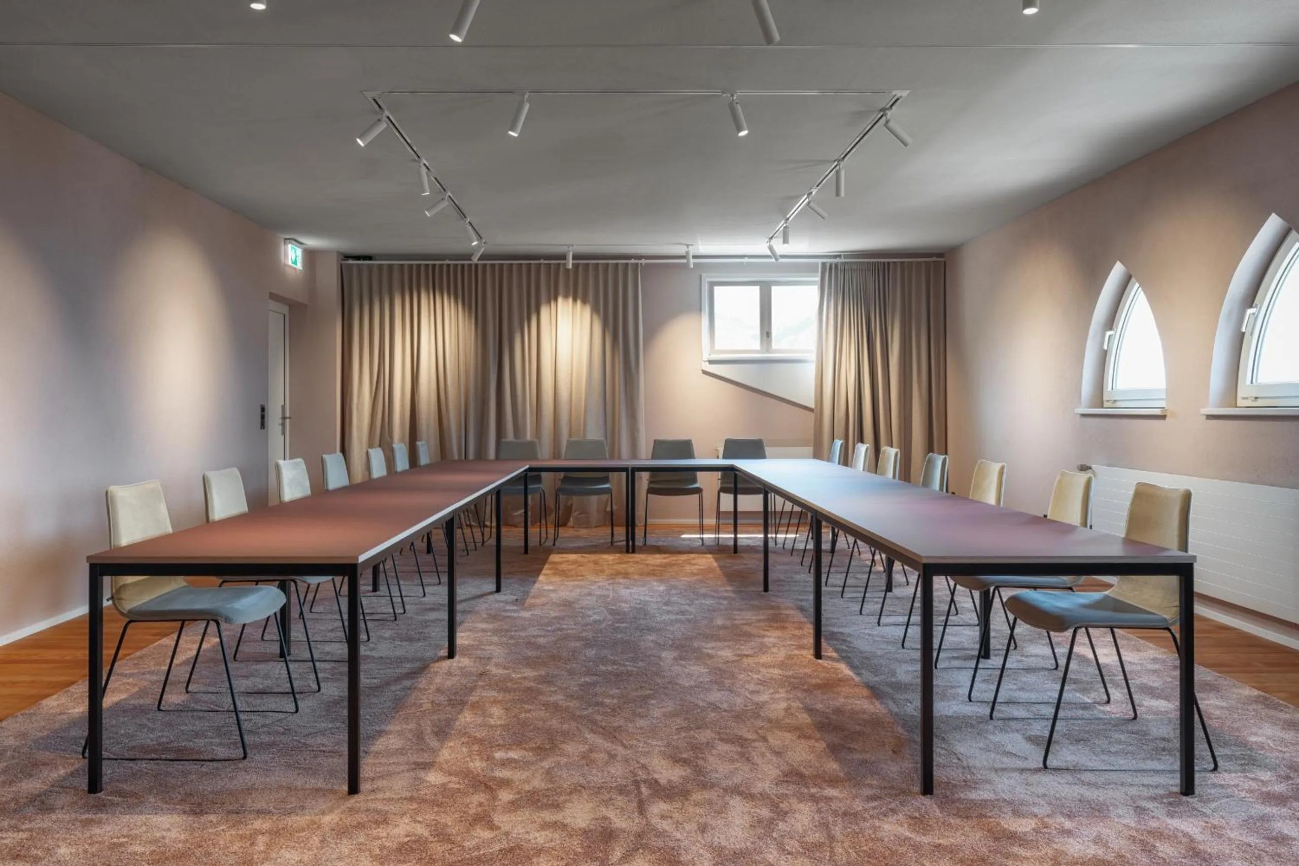 Meeting/conference room in Kloster by b-smart