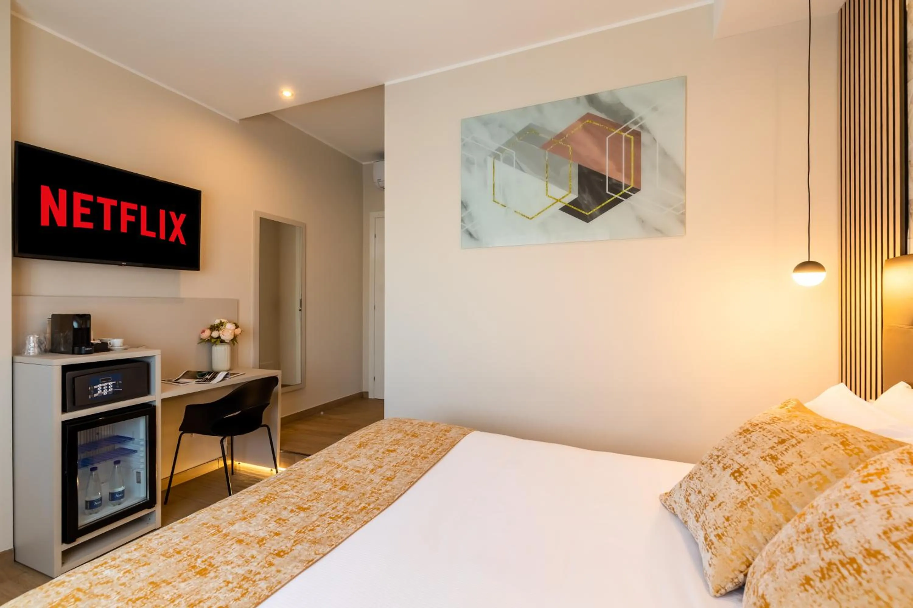 Bed in AlbaDea Suites&Jacuzzi