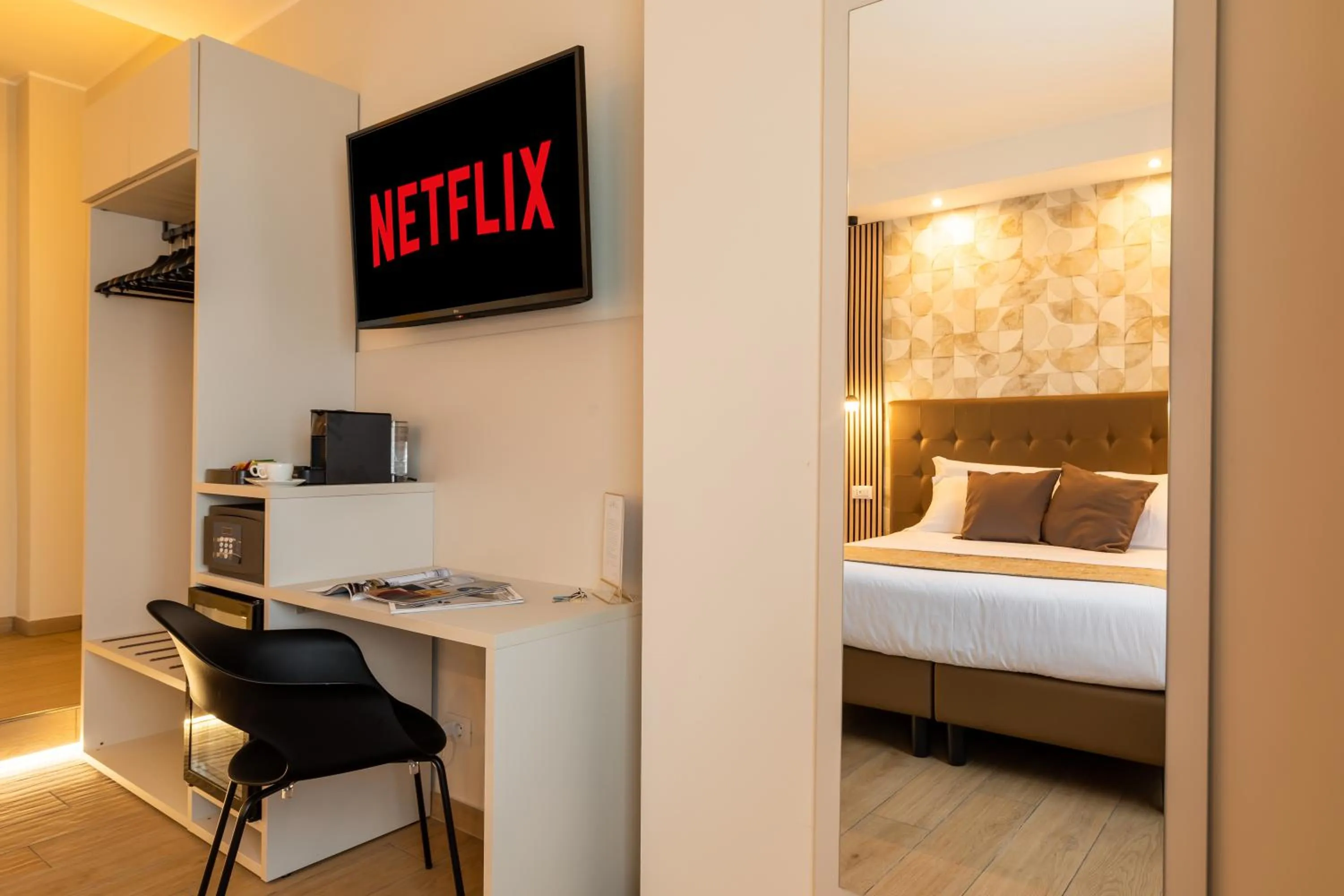 Bed in AlbaDea Suites&Jacuzzi