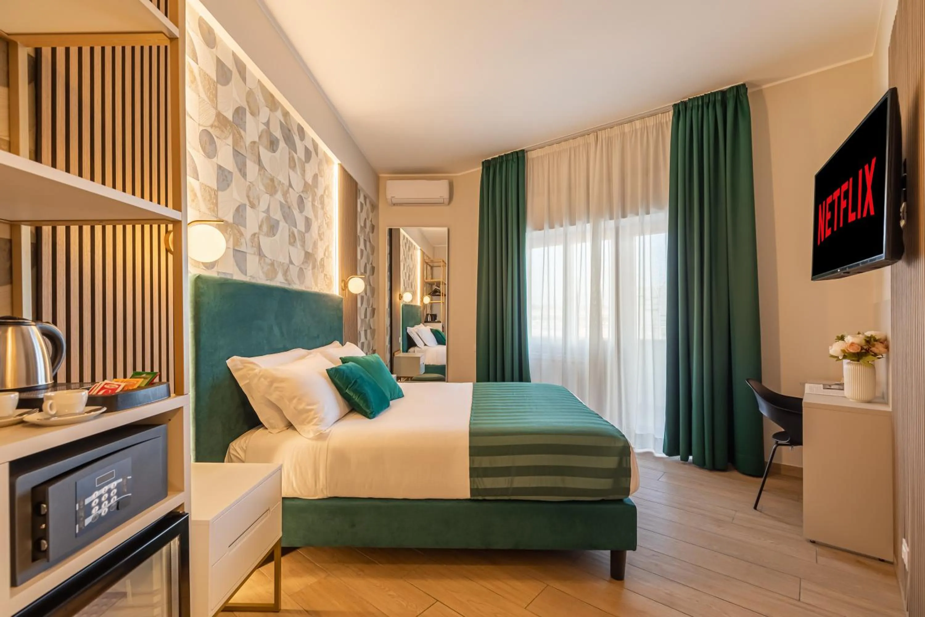 Coffee/tea facilities, Bed in AlbaDea Suites&Jacuzzi