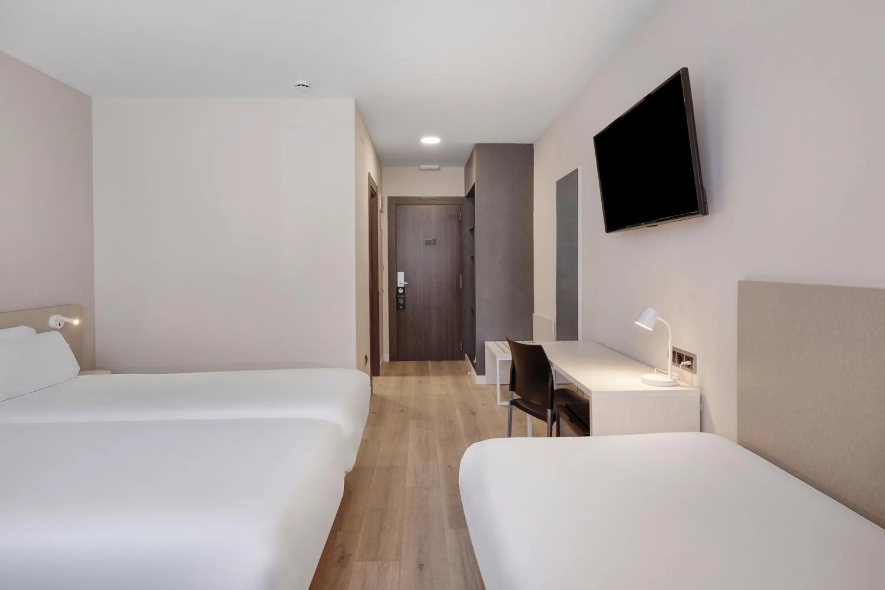 Bed in B&B HOTEL Oviedo