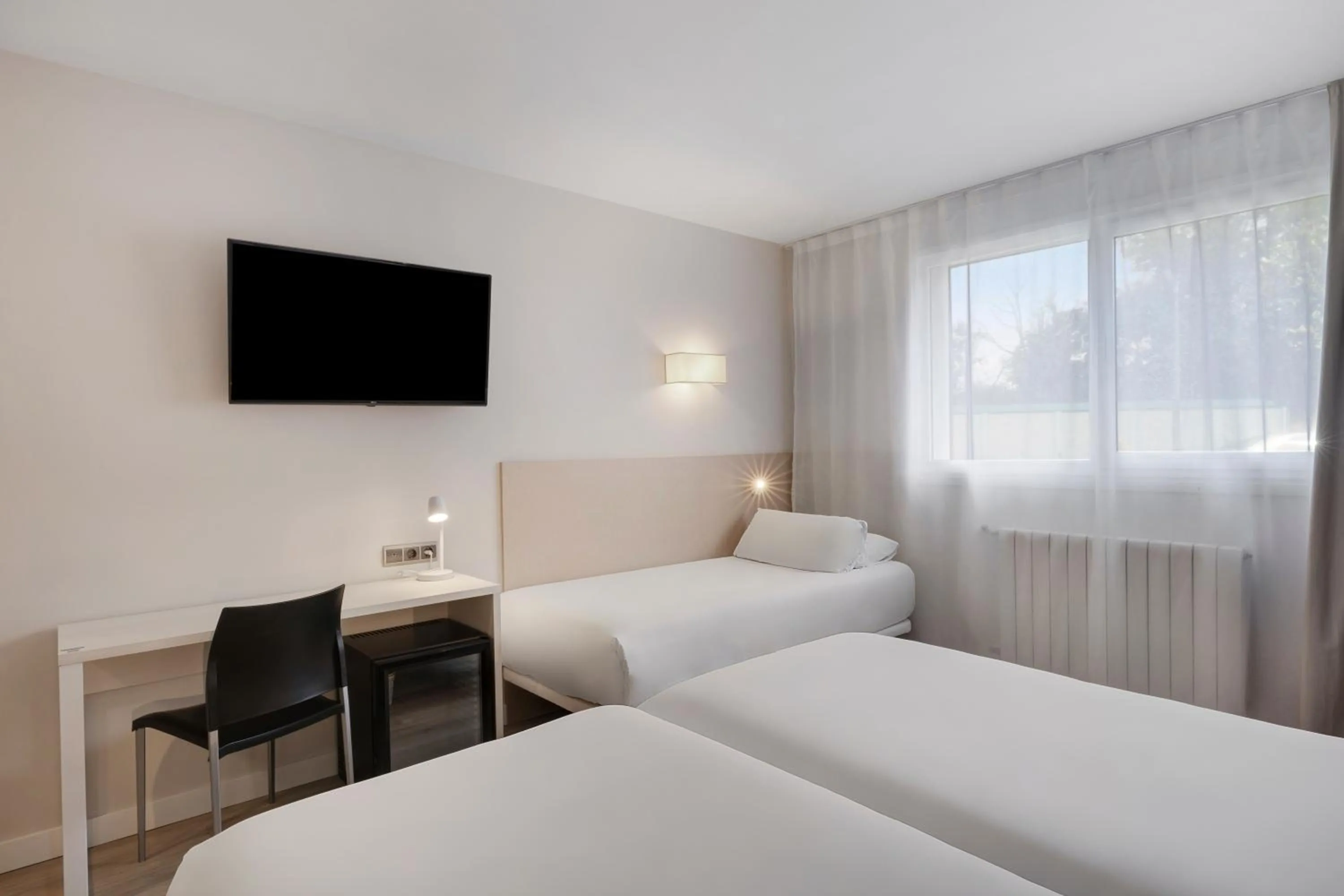 Bed in B&B HOTEL Oviedo