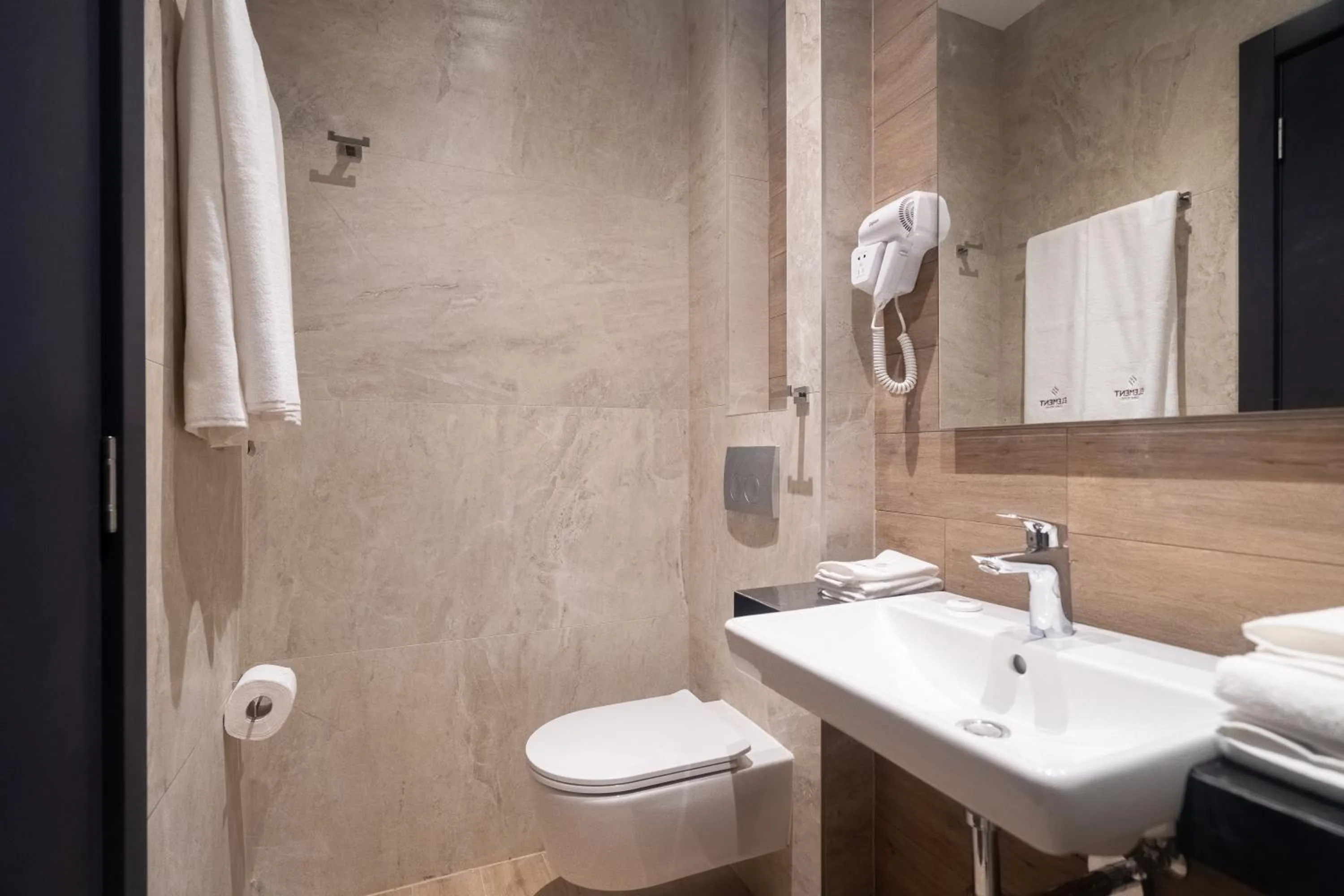 Bathroom in Hotel Element
