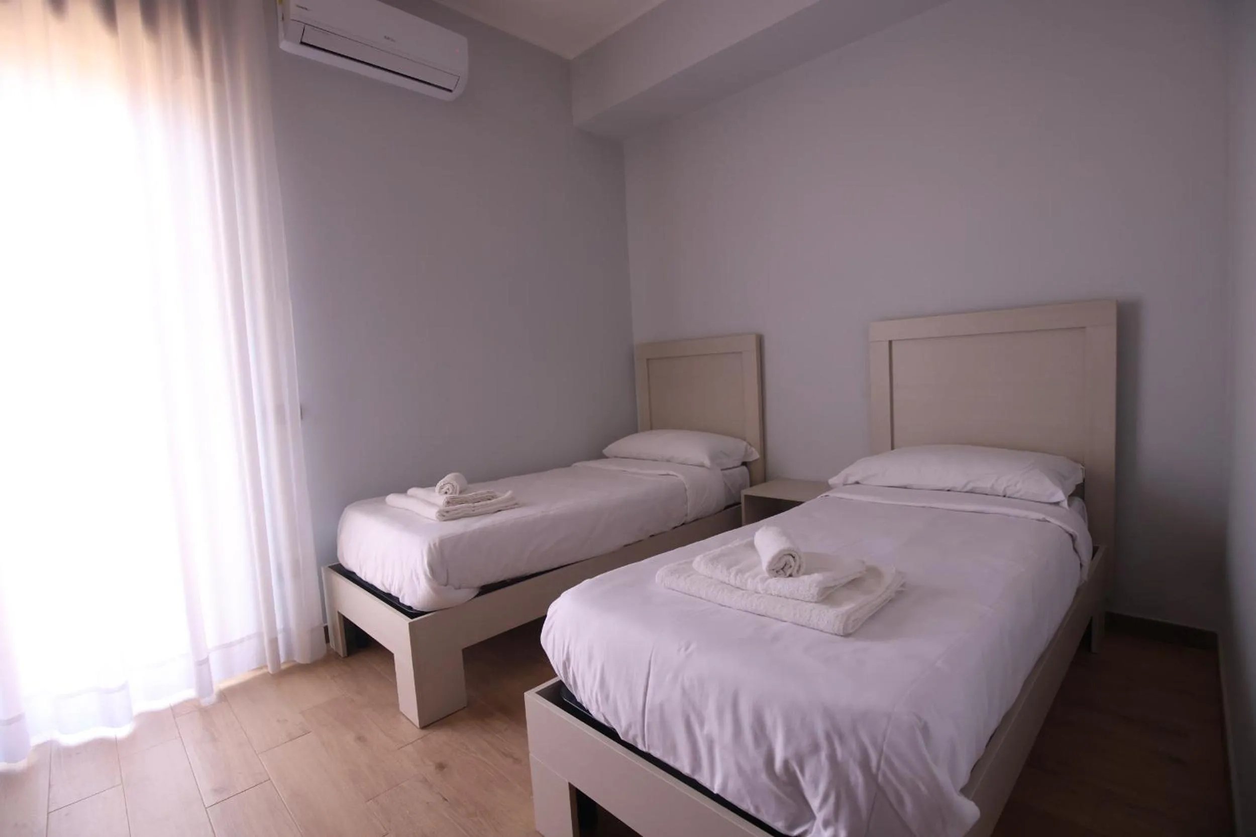 Twin Room with Terrace in B&B Royal