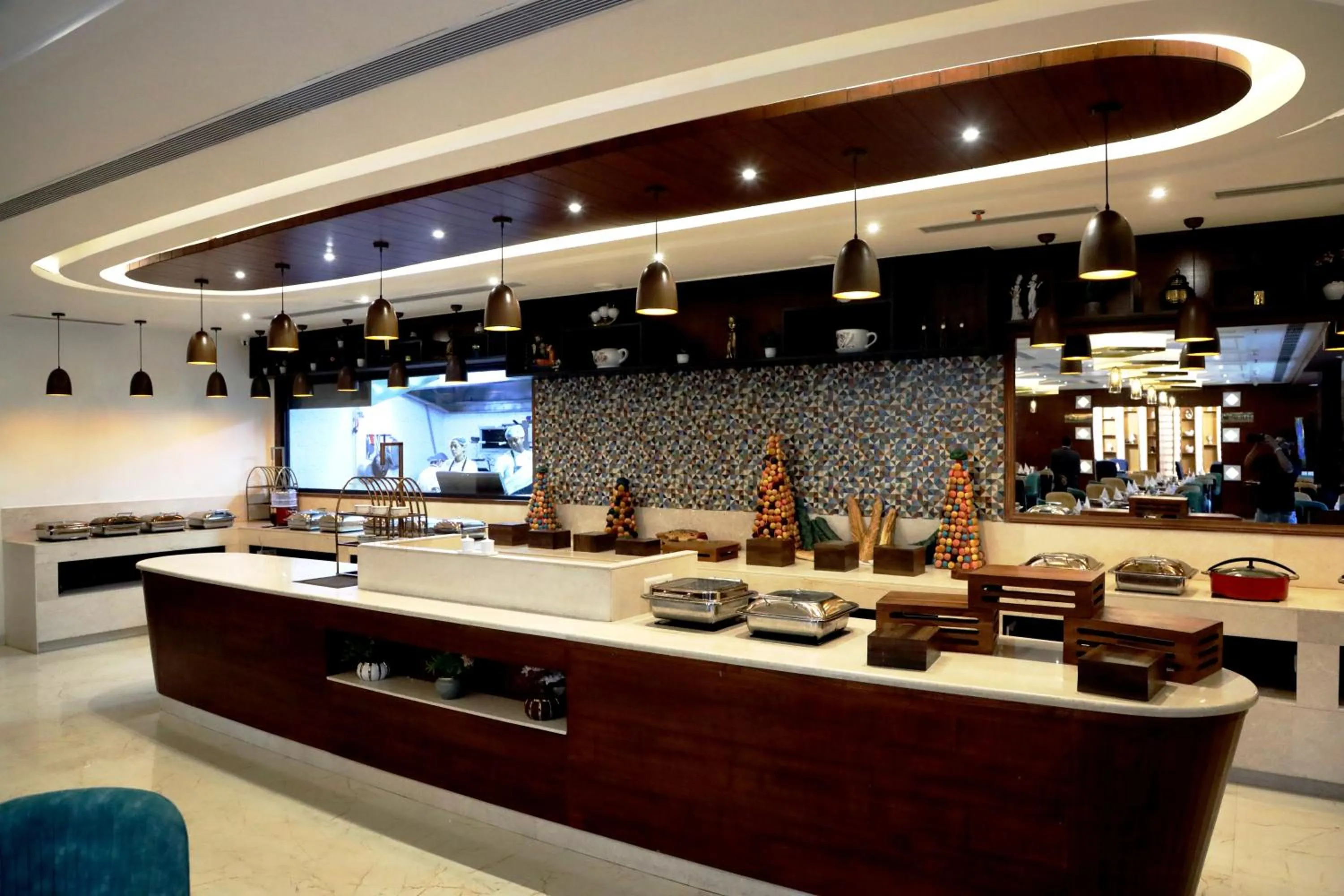 Buffet breakfast in Mariton Hotel