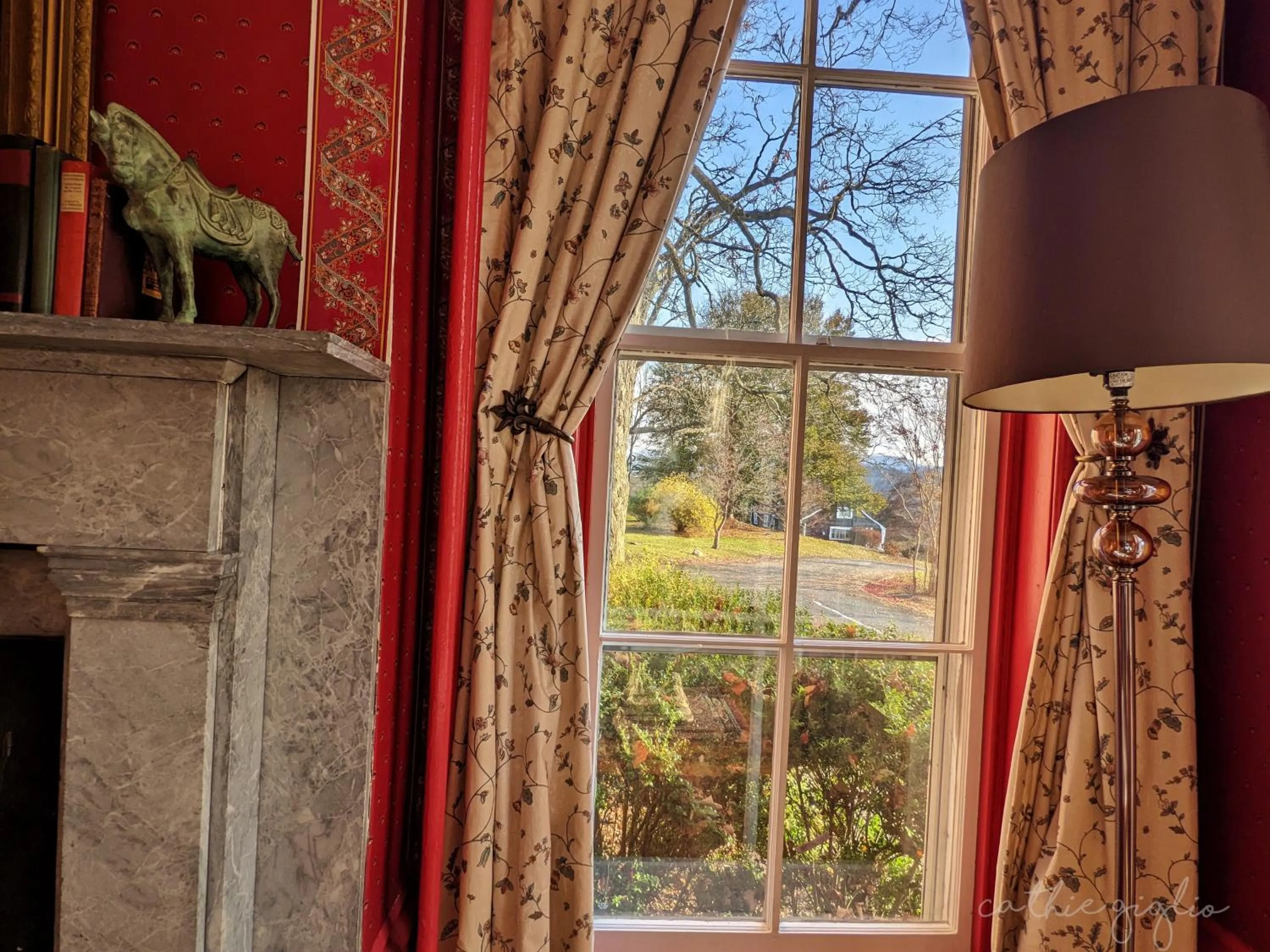 Day in Cromwell Manor Inn