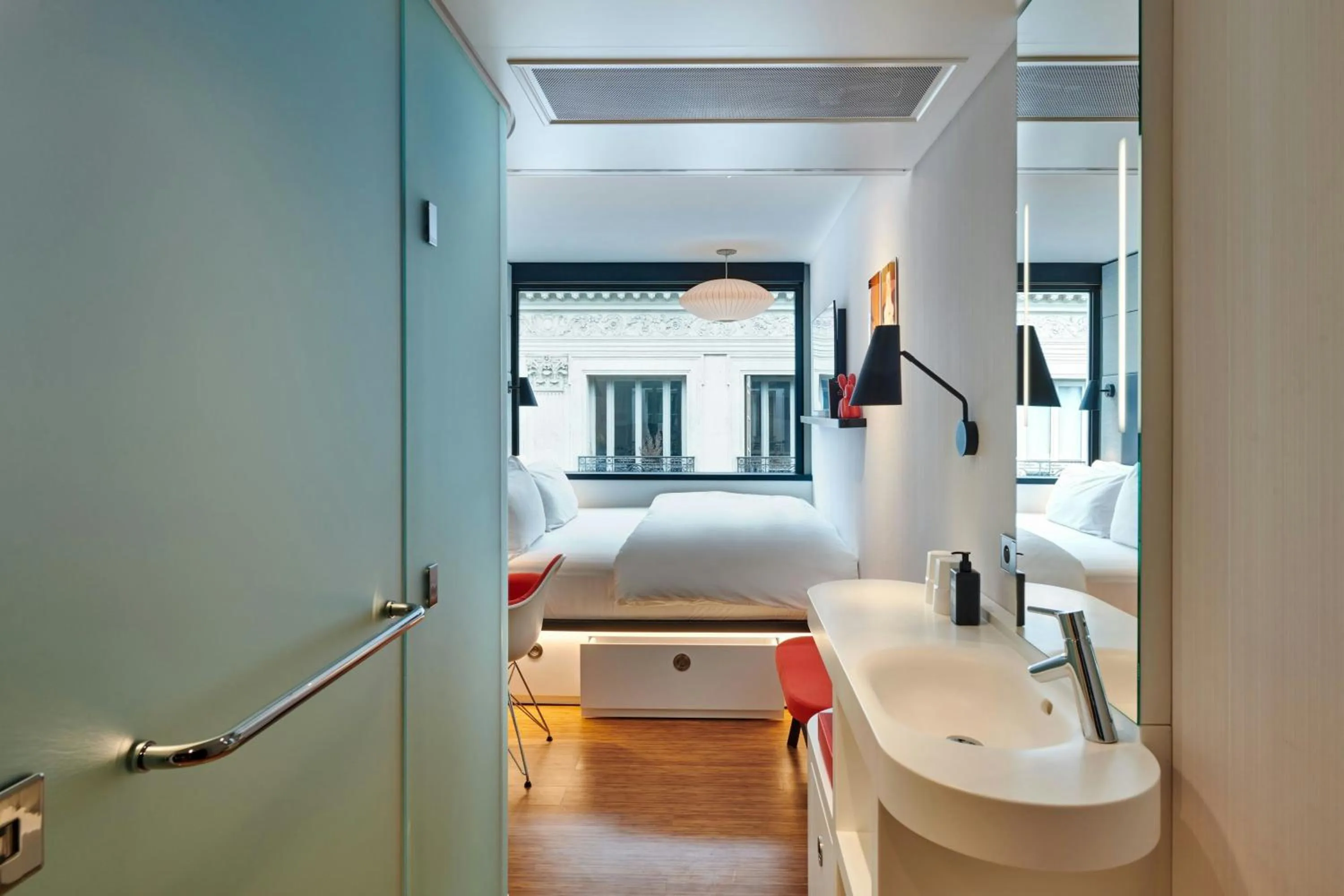 Bedroom, Bed in citizenM Paris Opera